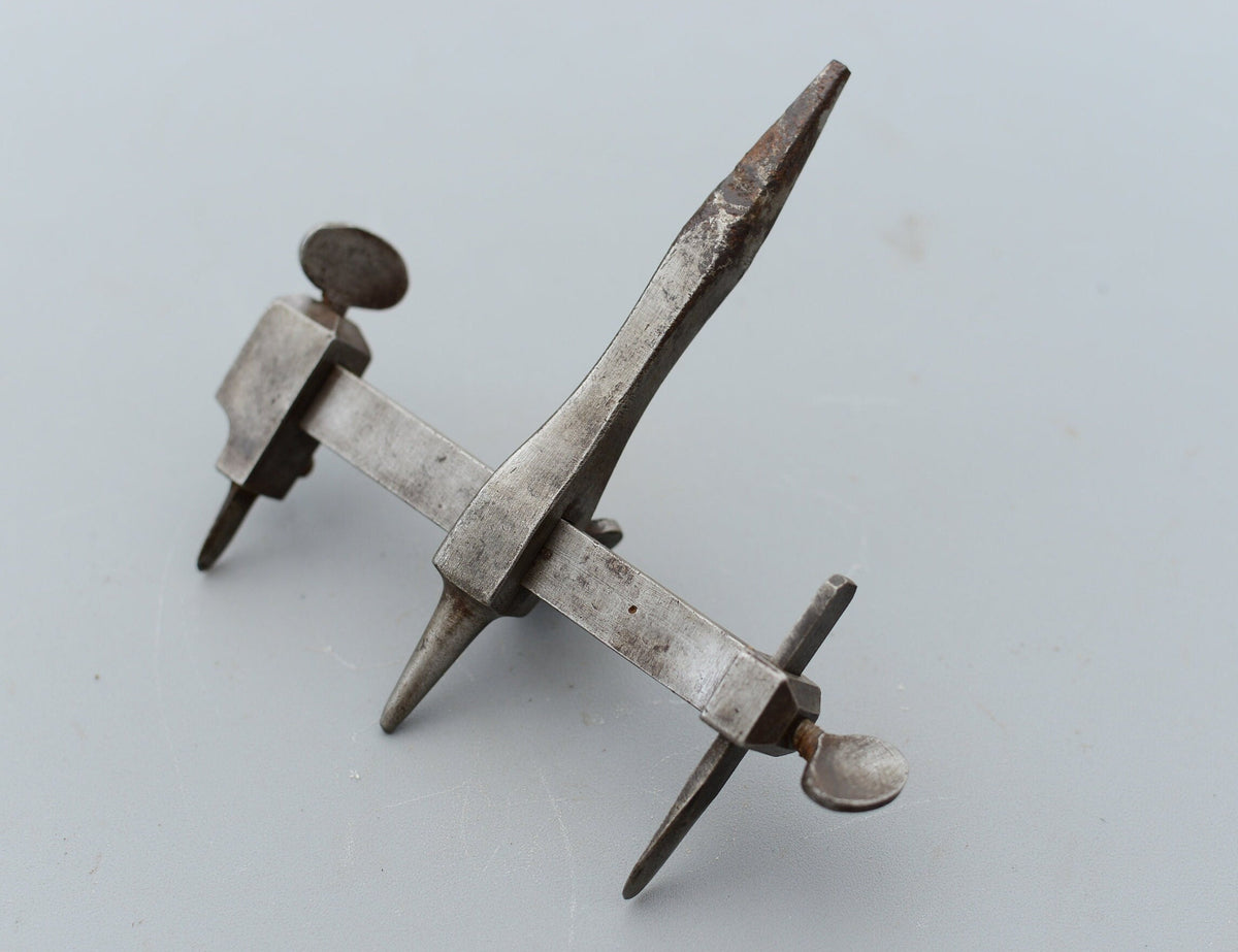 Vintage Ward & Payne Sheffied Adjustable Circle Hole Cutter Brace Drill