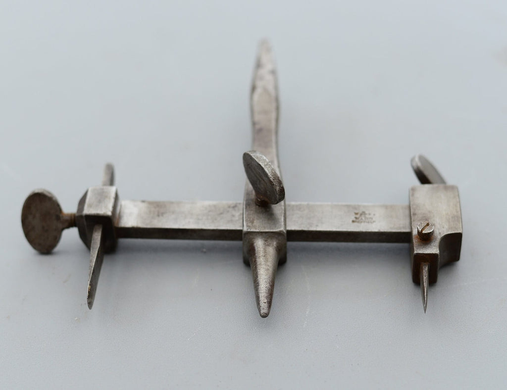 Vintage Ward & Payne Sheffied Adjustable Circle Hole Cutter Brace Drill