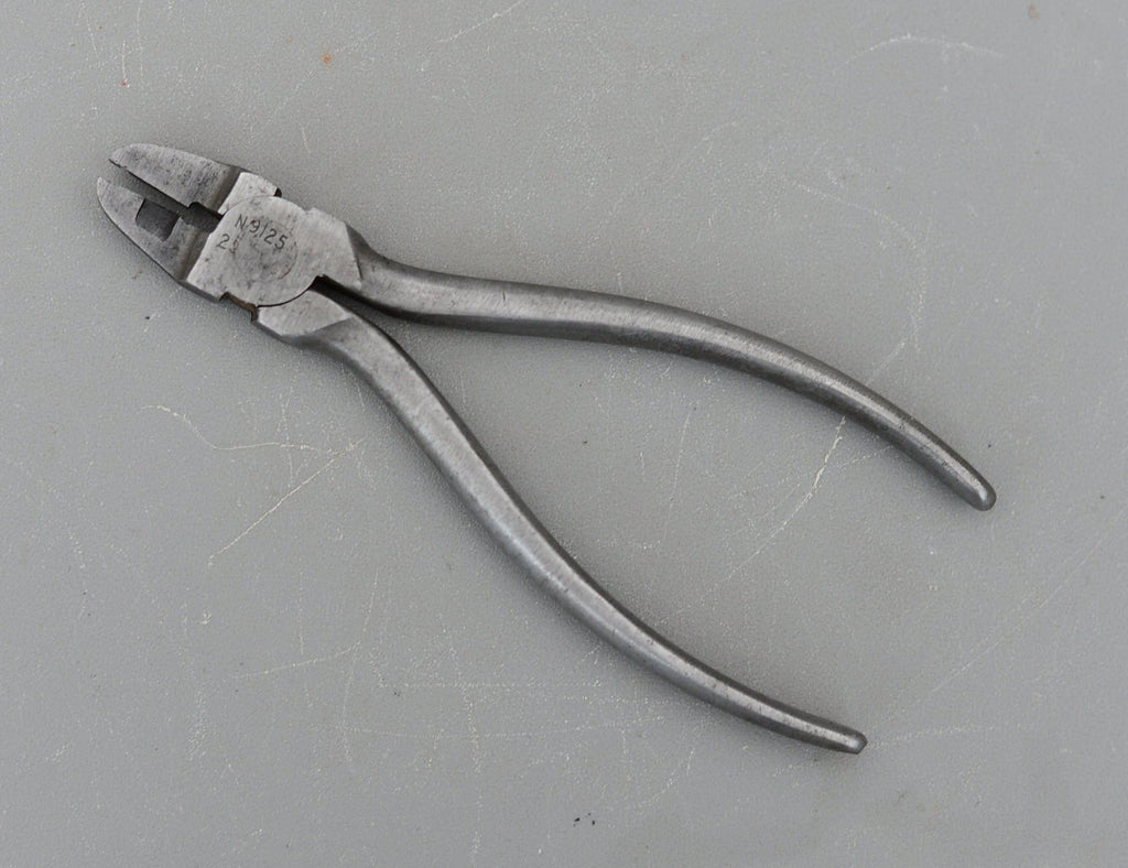 Vintage Wilkinsons Tools England Pliers Cutters No9125