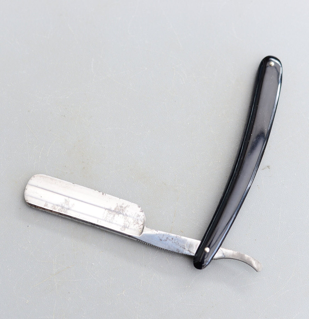 Vintage Hamburg Ring Germany Straight Razor