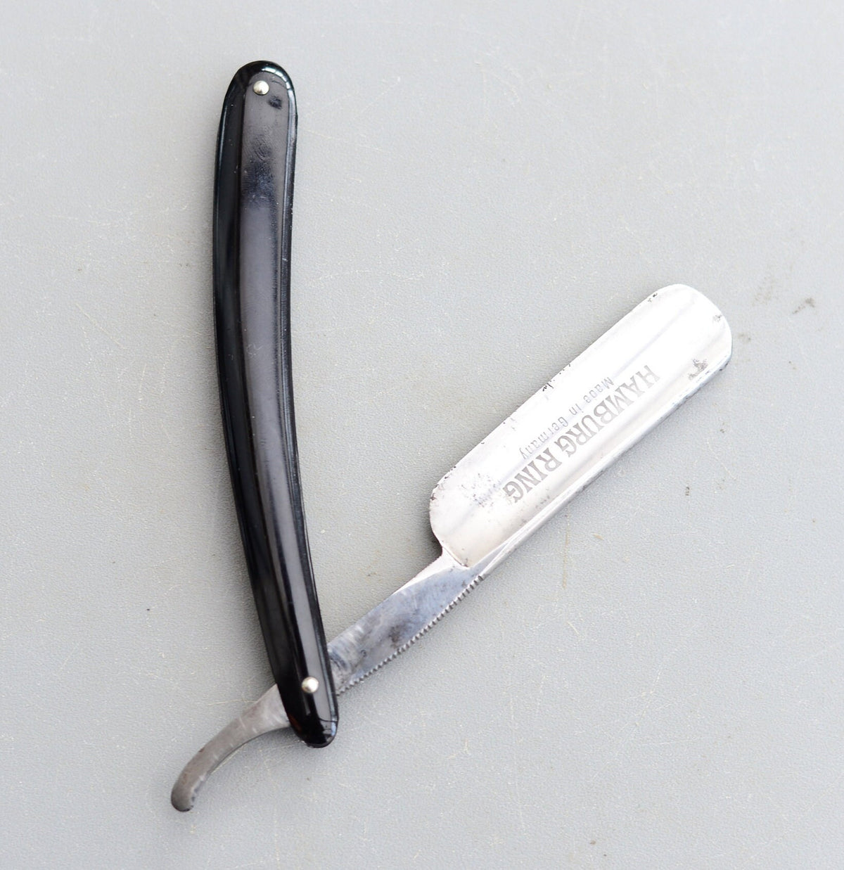 Vintage Hamburg Ring Germany Straight Razor