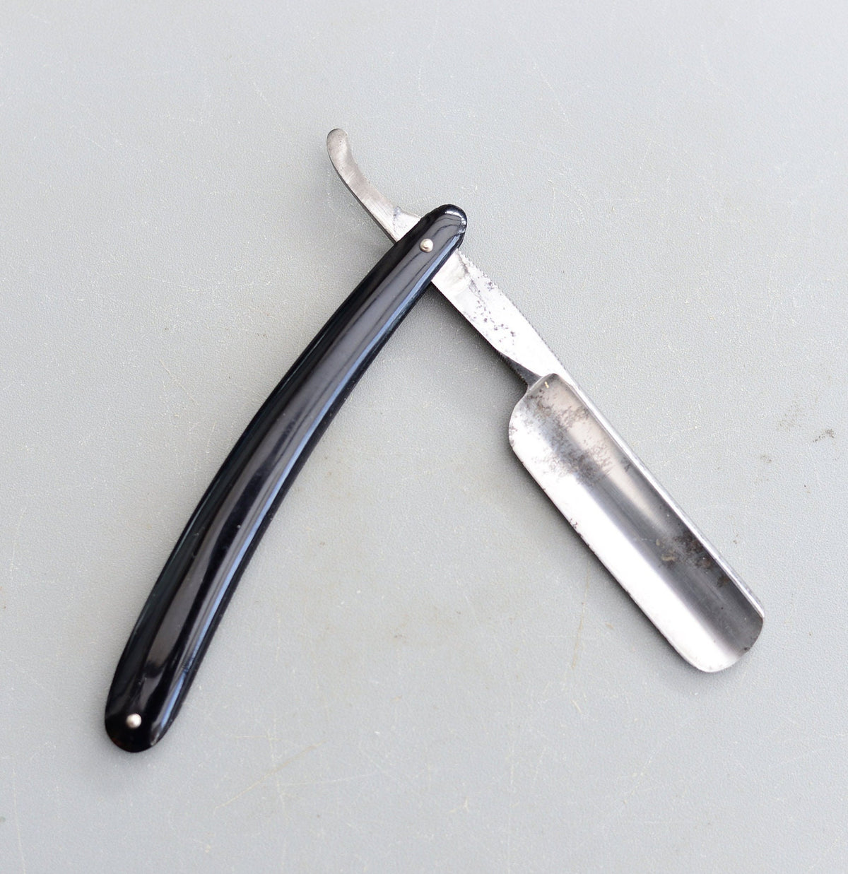 Vintage Hamburg Ring Germany Straight Razor