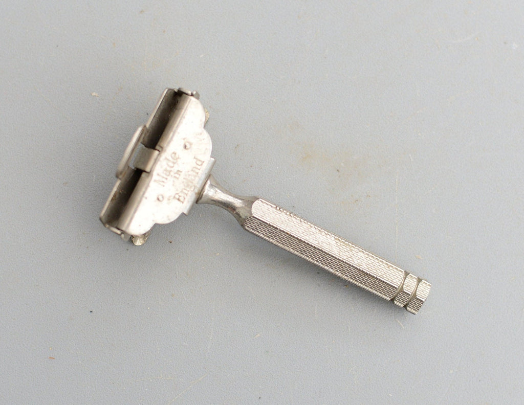 Vintage Ever Ready Travel Safety Razor Made in England