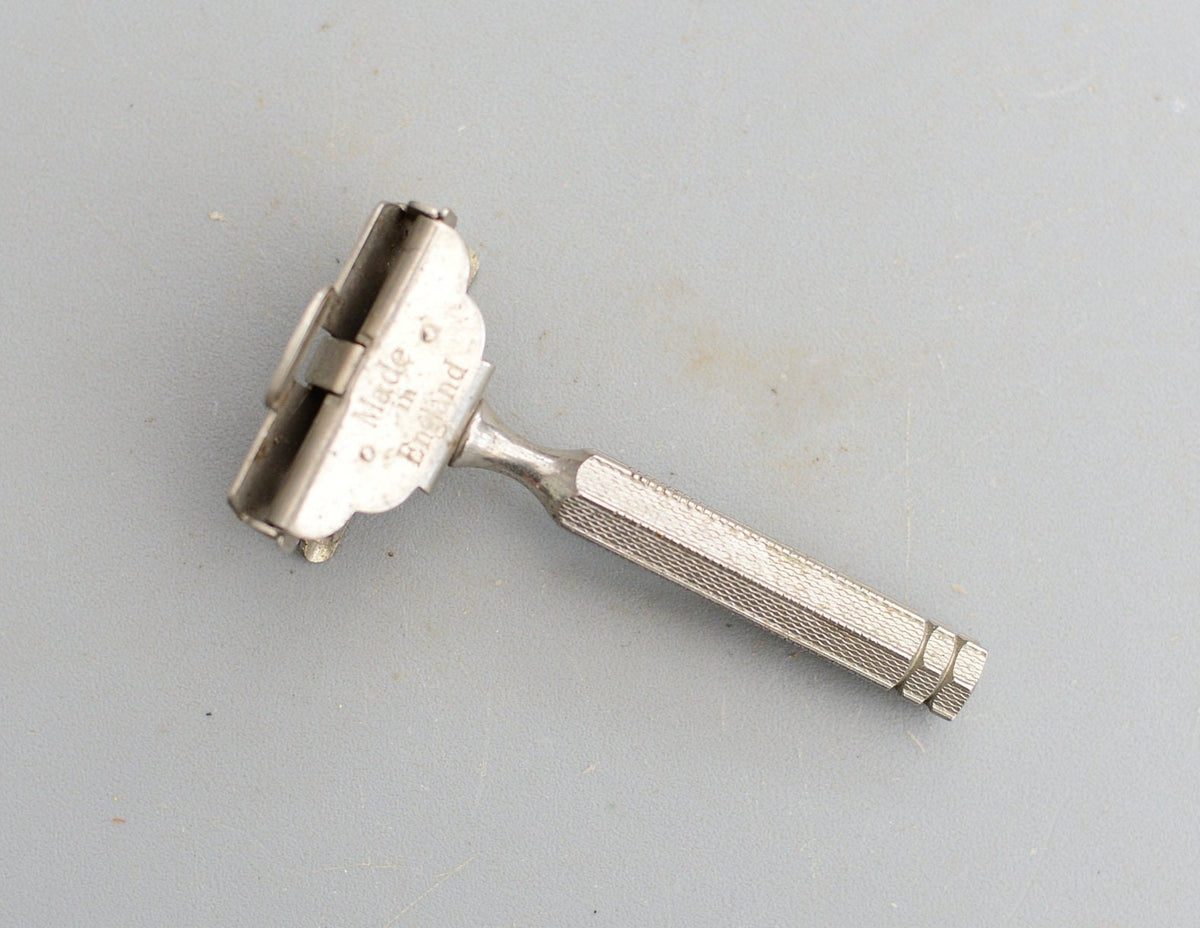 Vintage Ever Ready Travel Safety Razor Made in England