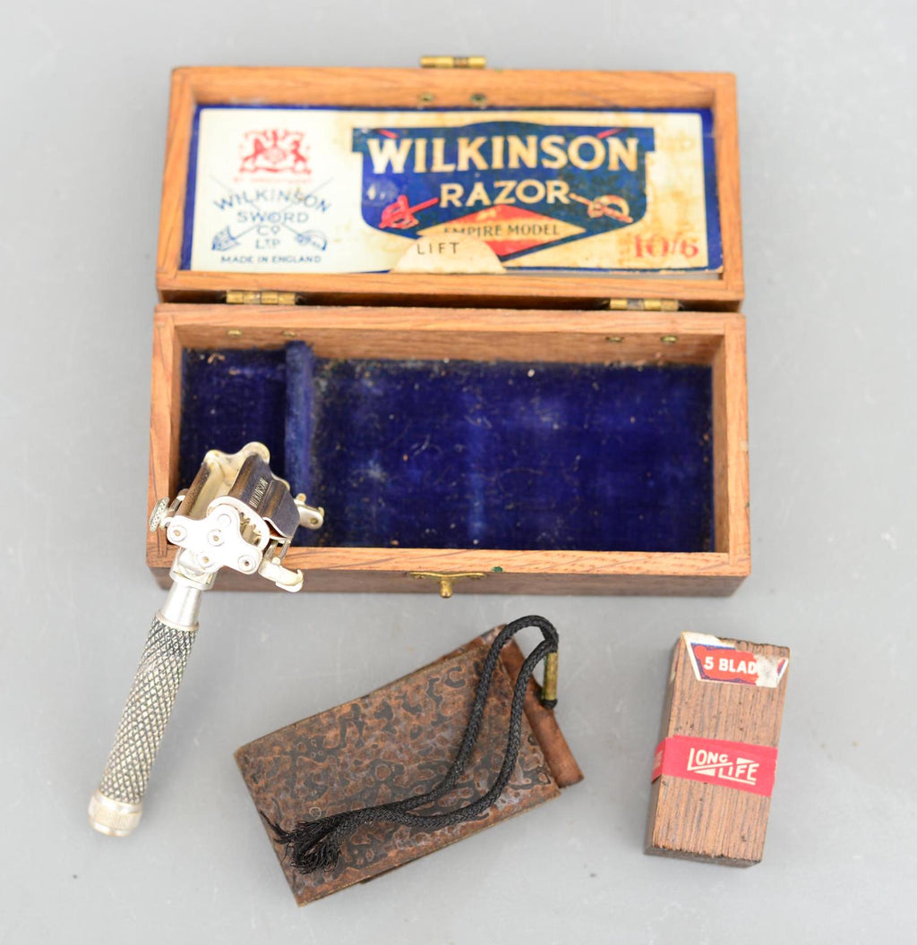 Vintage Wilkinson Auto Strop Travel Safety Razor Set England