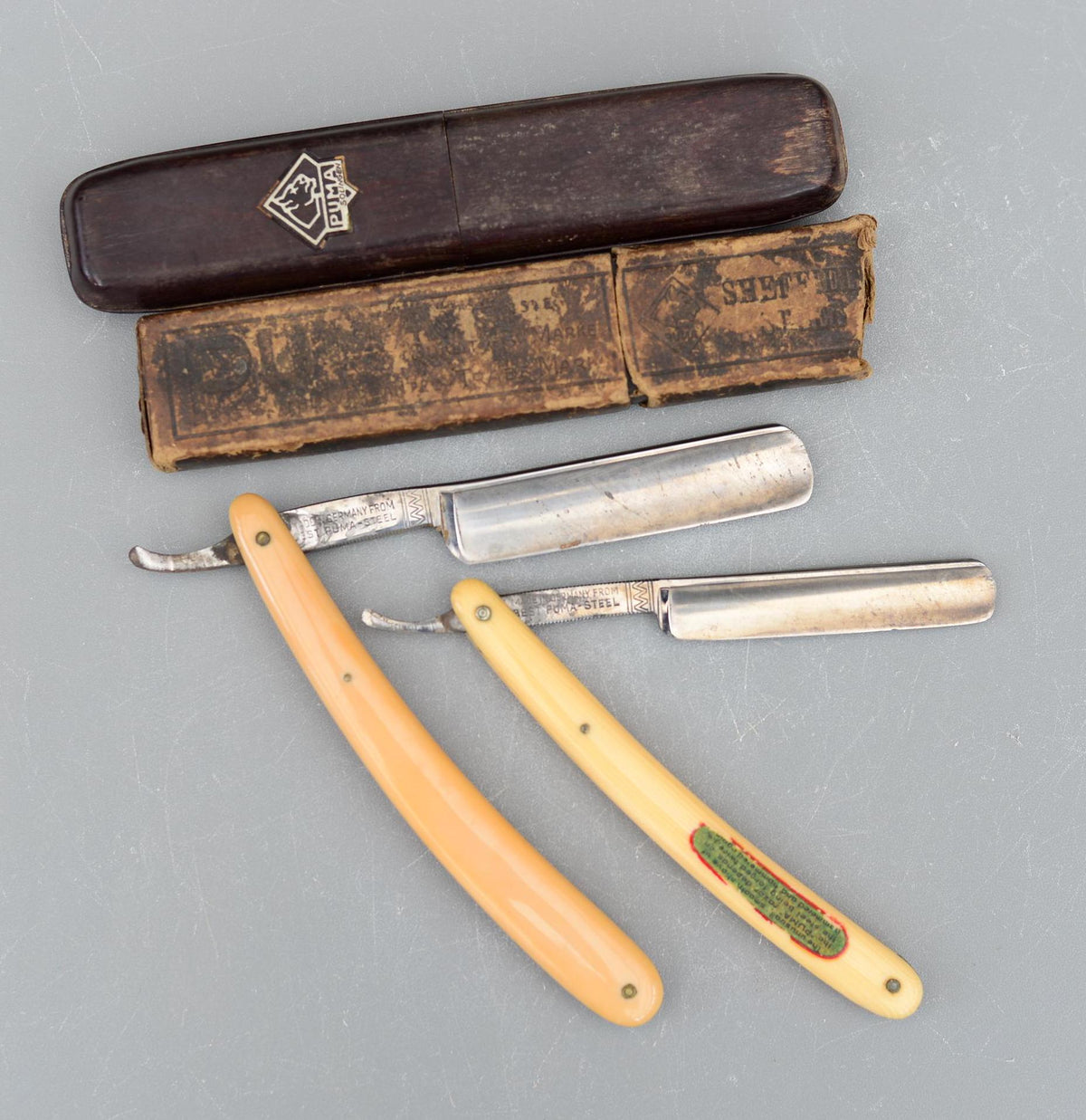 Set 2 Vintage PUMA Friseur Freund No 1 Straight Razors Solingen Germany