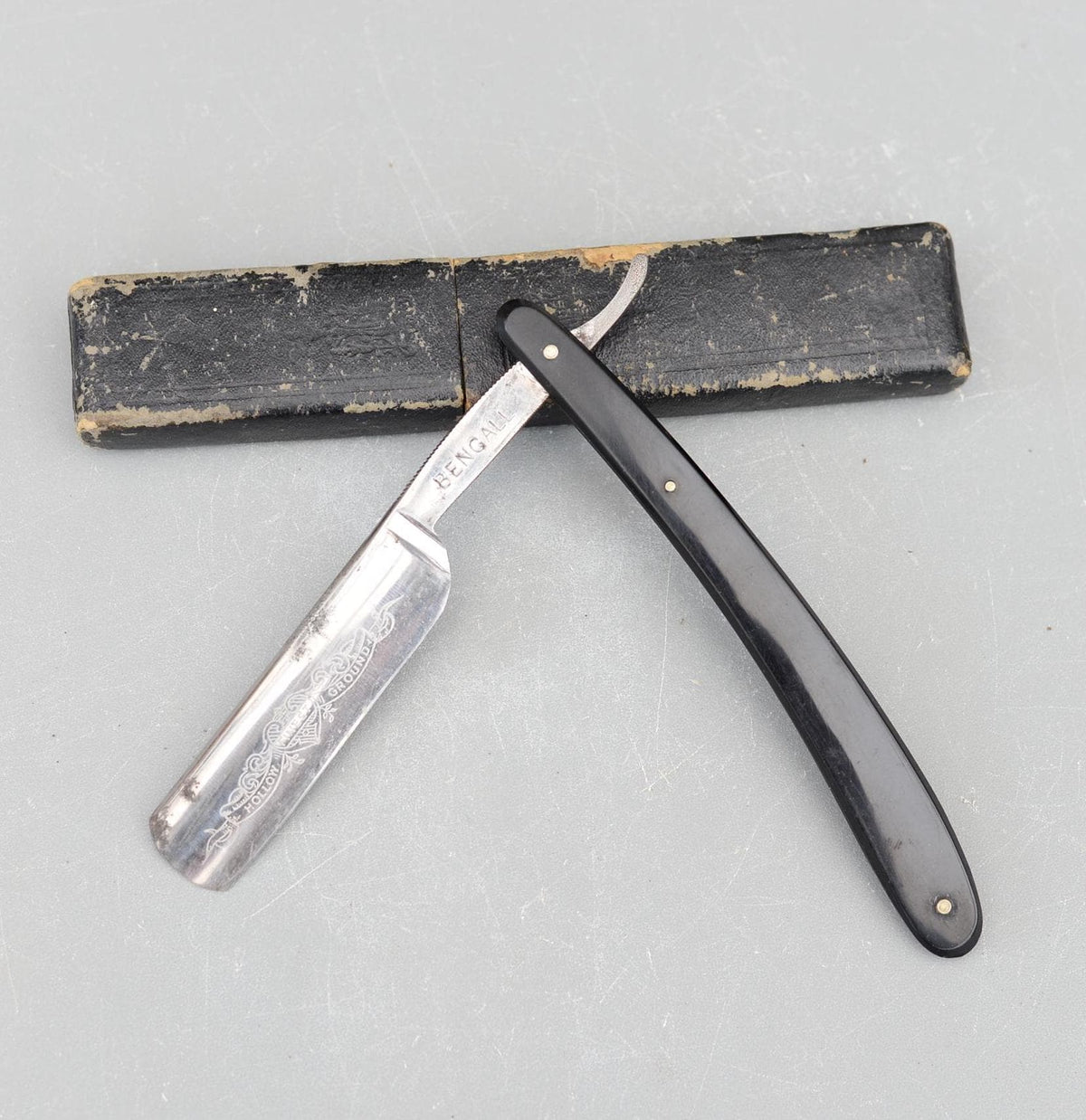 Vintage BENGALL T.R Cadman & Sons Sheffield Straight Razor
