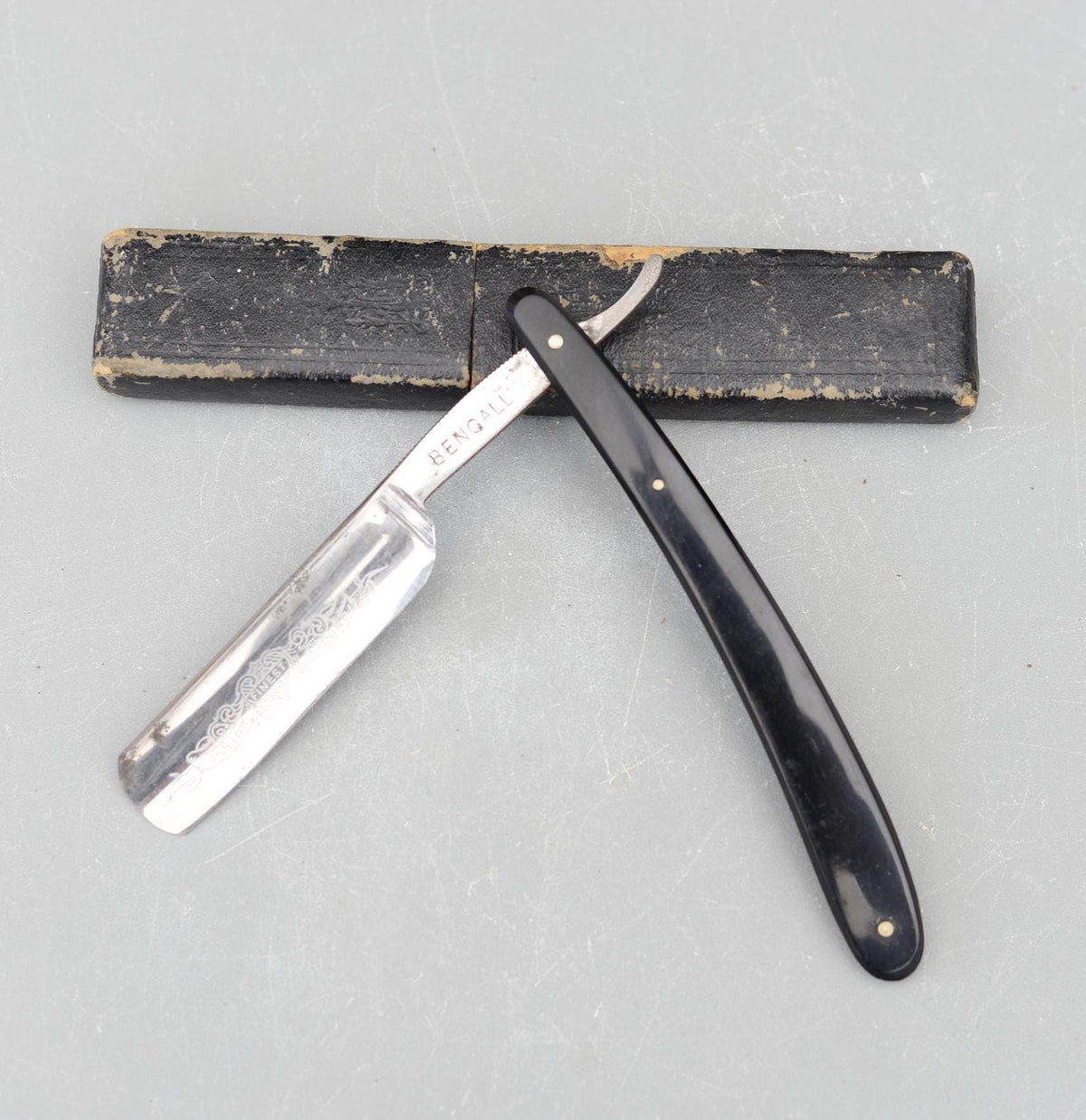 Vintage BENGALL T.R Cadman & Sons Sheffield Straight Razor