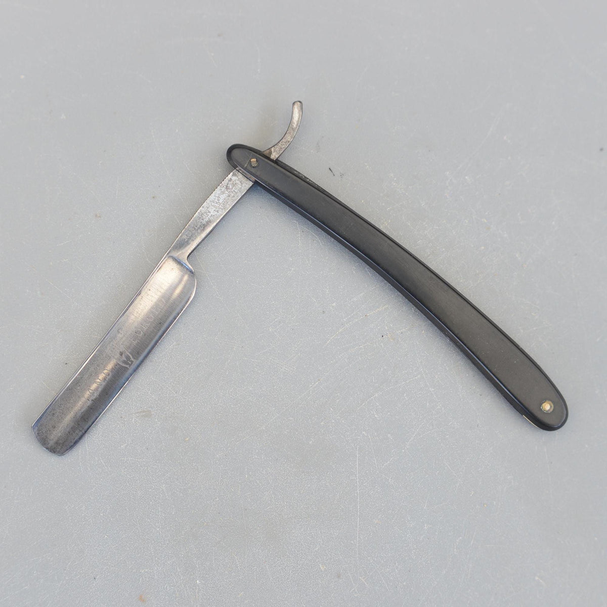Vintage Robinson Sheffield Hand Forged Grinder Brand Straight Razor
