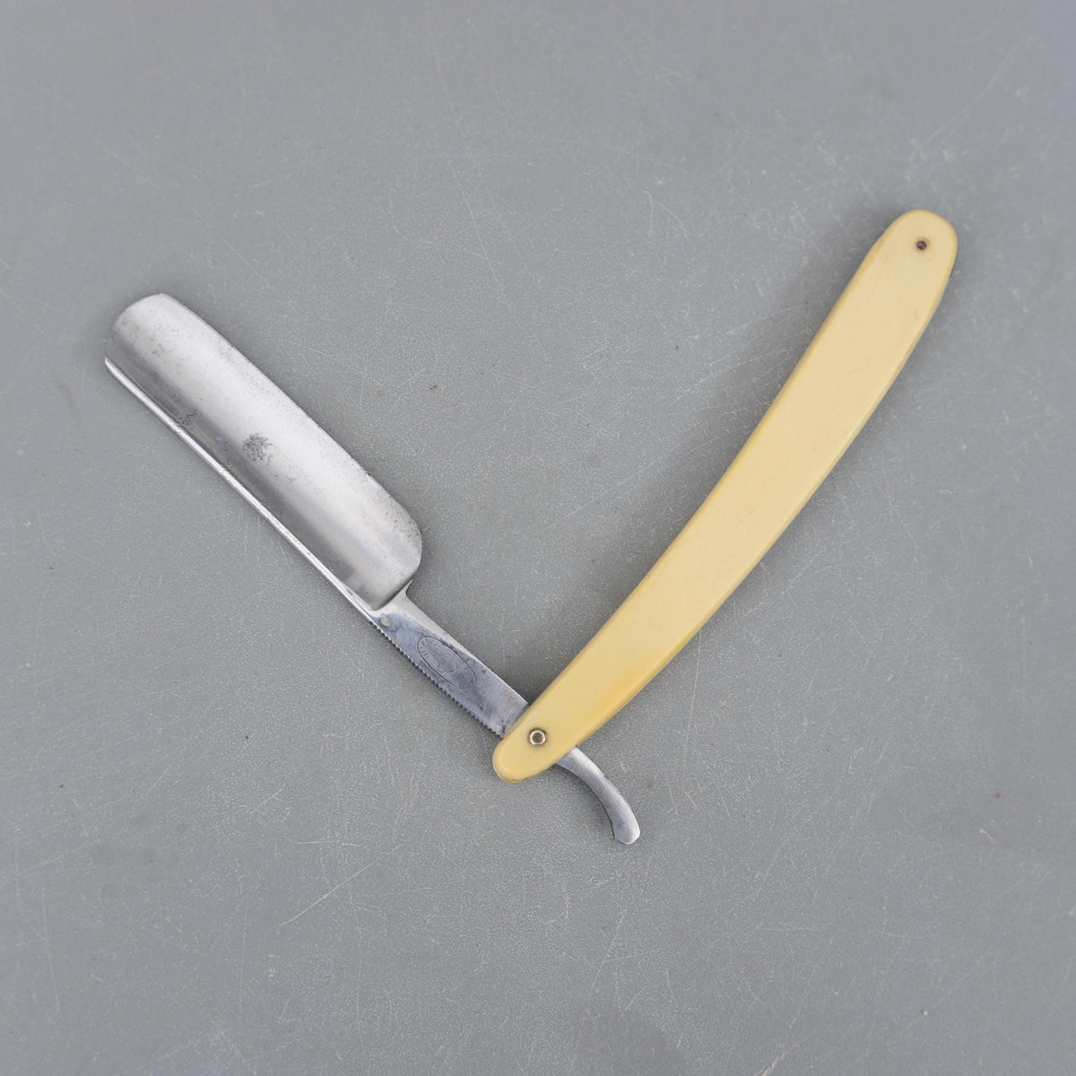Vintage Slyde Stroke Hamburg Ring Germany Straight Razor