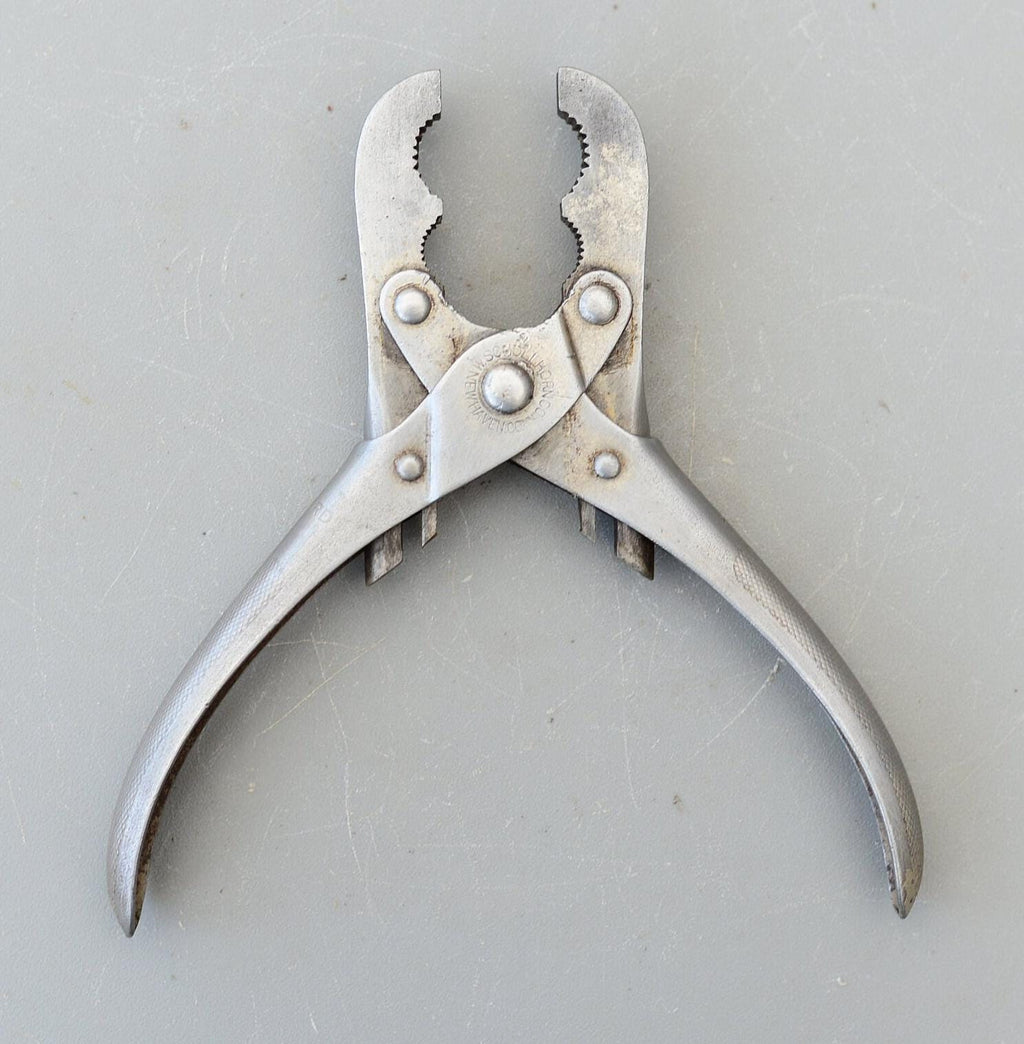 Vintage Bernard’s W.Schollhorn New Haven Conn. Parallel Gas Pliers