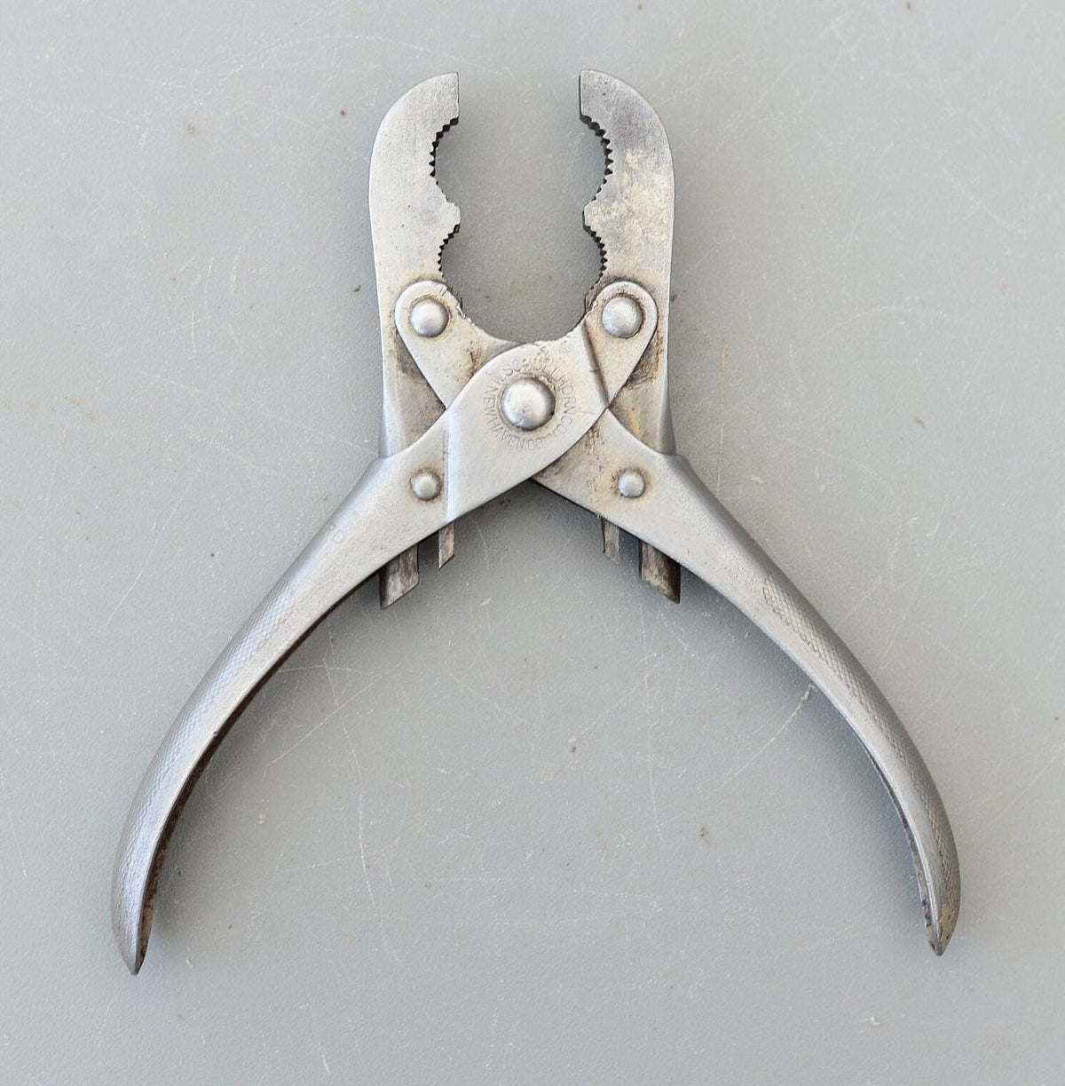 Vintage Bernard’s W.Schollhorn New Haven Conn. Parallel Gas Pliers