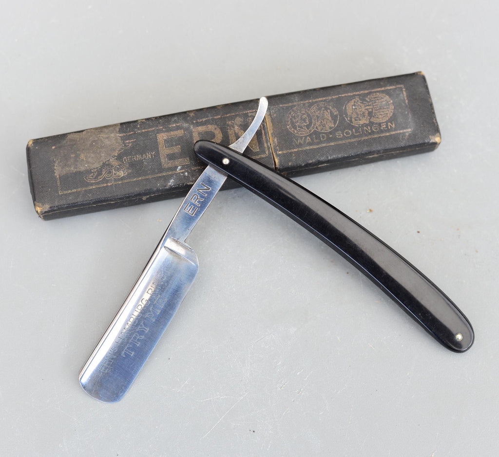 Vintage ERN 1915 Hamburg Ring Try Me Germany Straight Razor