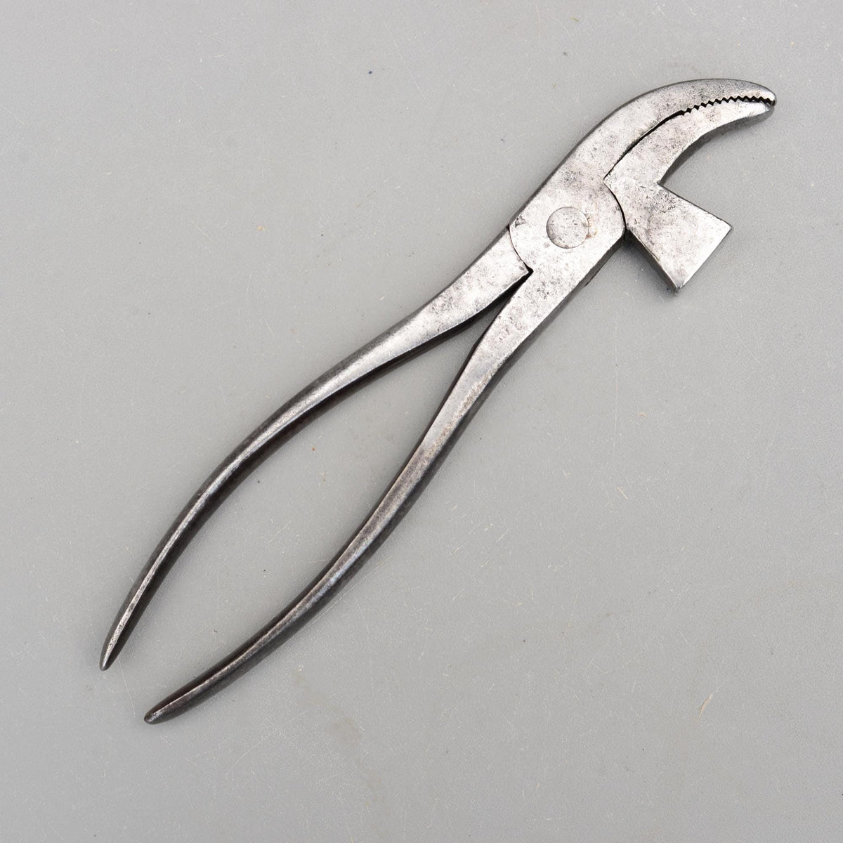Vintage U & Co L Brand Shoe Makers Cobblers Pliers Hammer Leathercraft