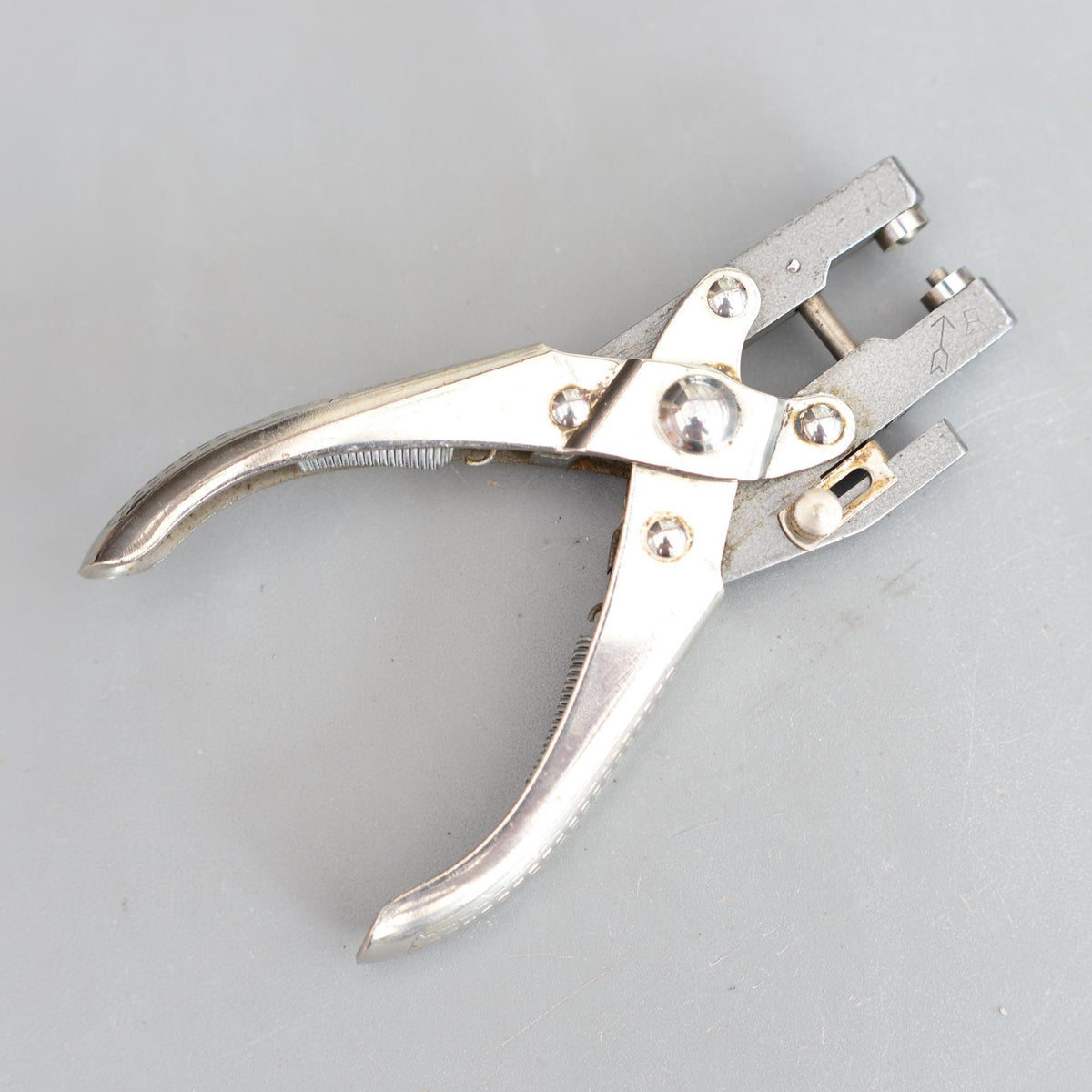 Vintage Velos No950 Rivet Pliers Eyeletter Punch Hole