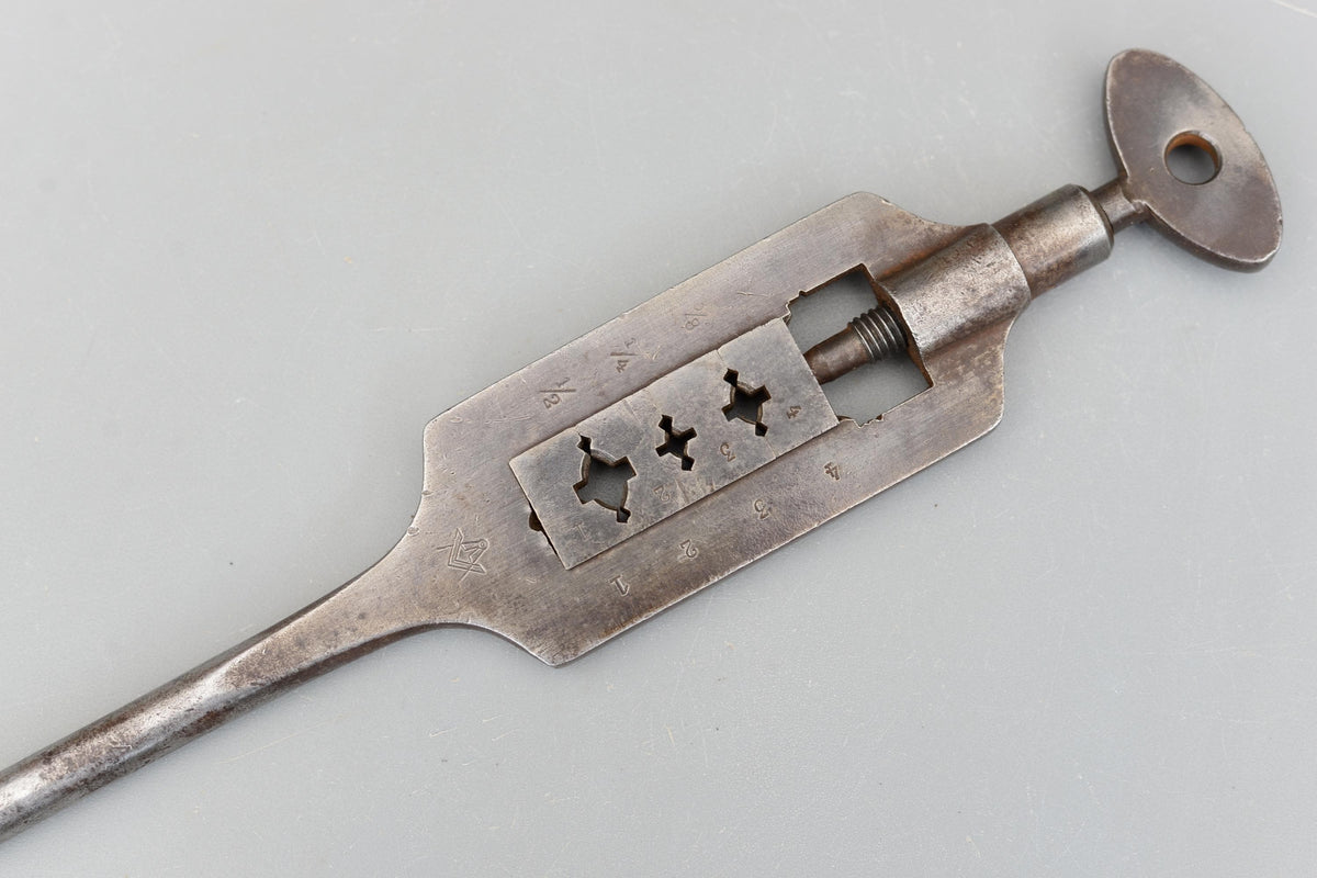 Vintage Compass Square Brand Steel Adjustable Screw Plate Thread Gauge
