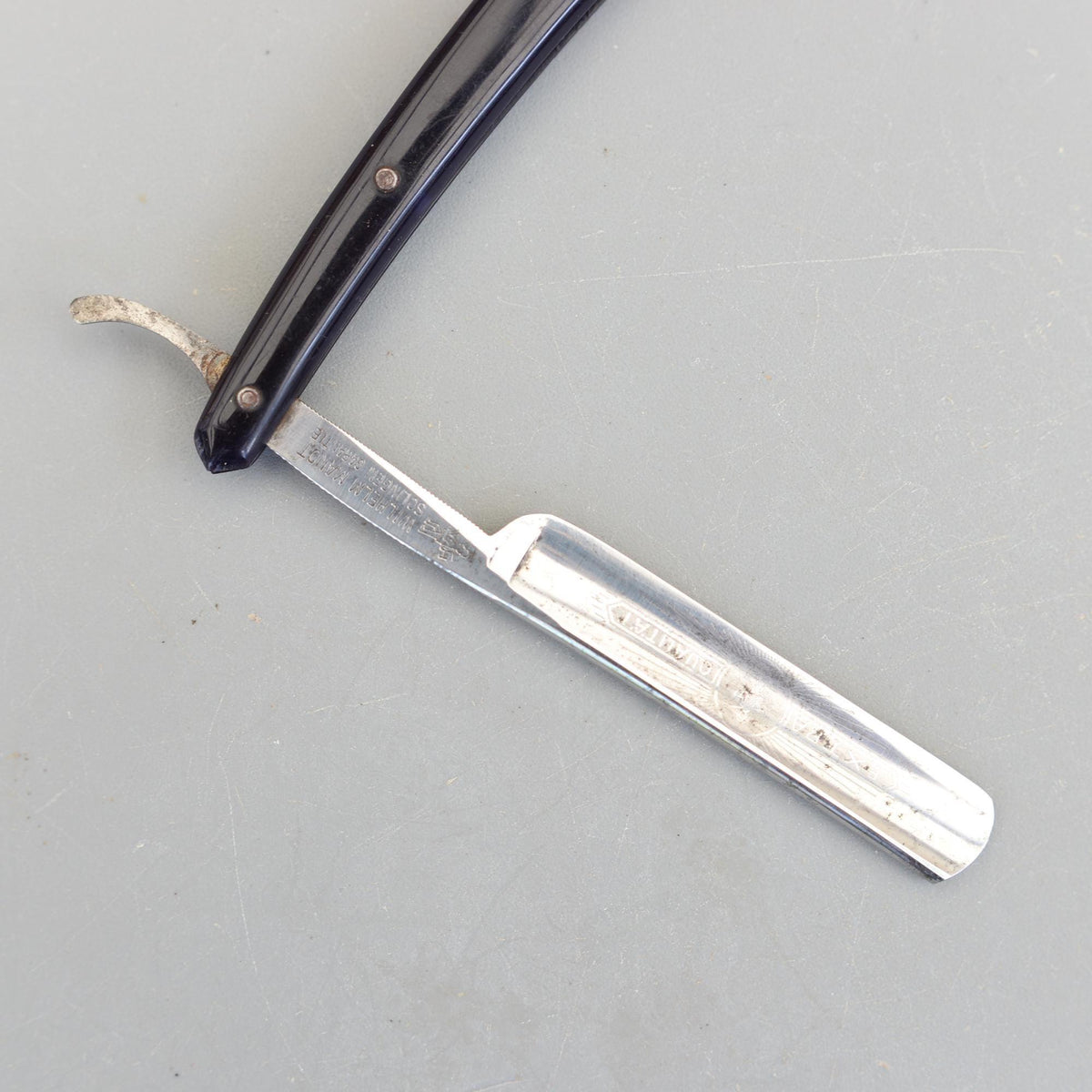 Vintage Wilhelm Mandt Solingen Straight Razor Garantie Extra Qualitat