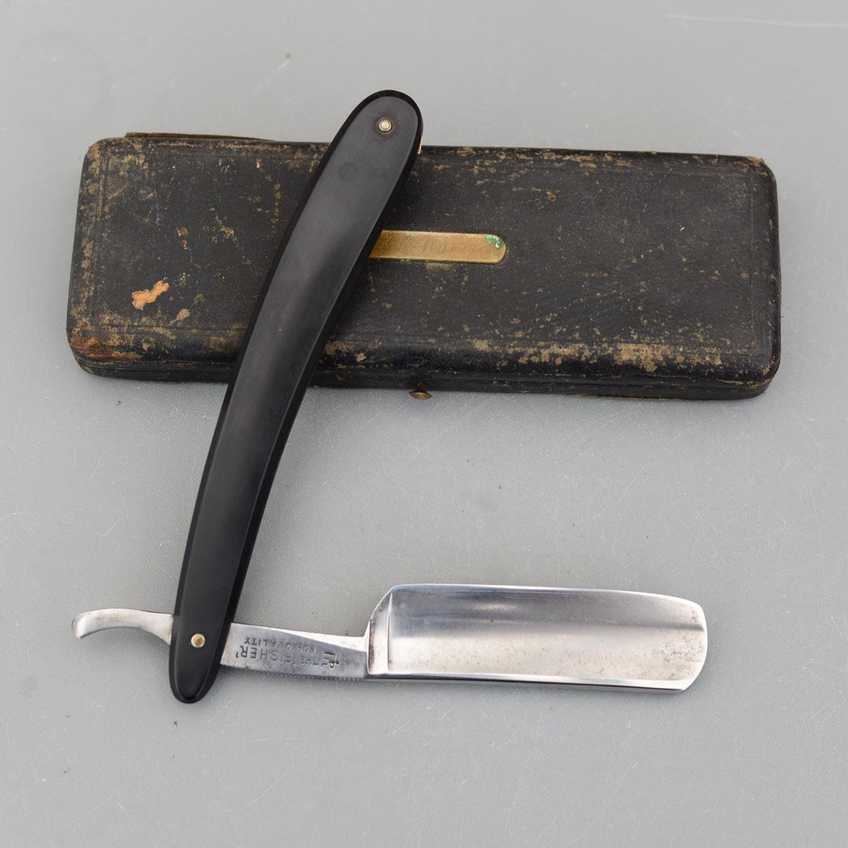 Vintage FISHER For Quality Germany Massive Straight Razor