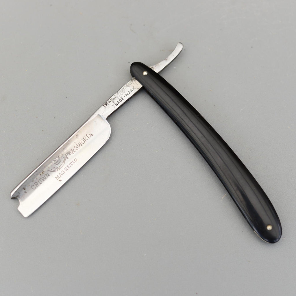 Vintage Crown & Sword Magnetic Straight Razor