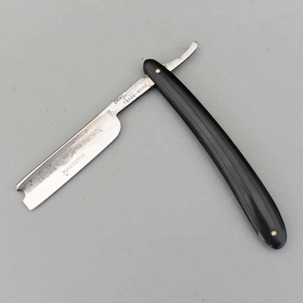 Vintage Crown & Sword Magnetic Straight Razor