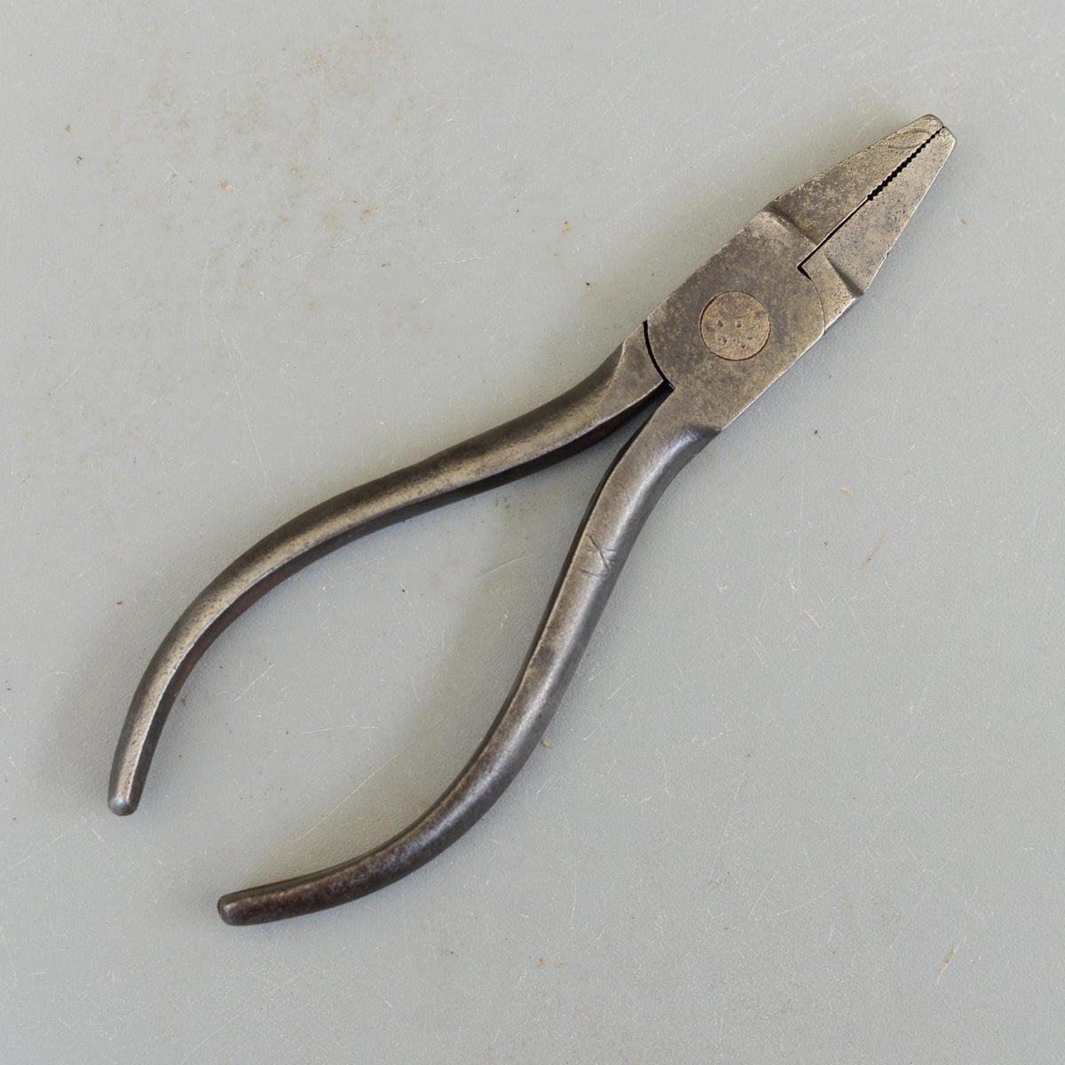 Vintage Elliott Lucas 1944 A.M. Crown Air Ministry 6'' Pliers England