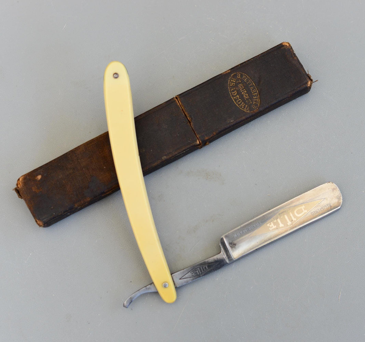 Vintage DILLE No 130 Germany Straight Razor
