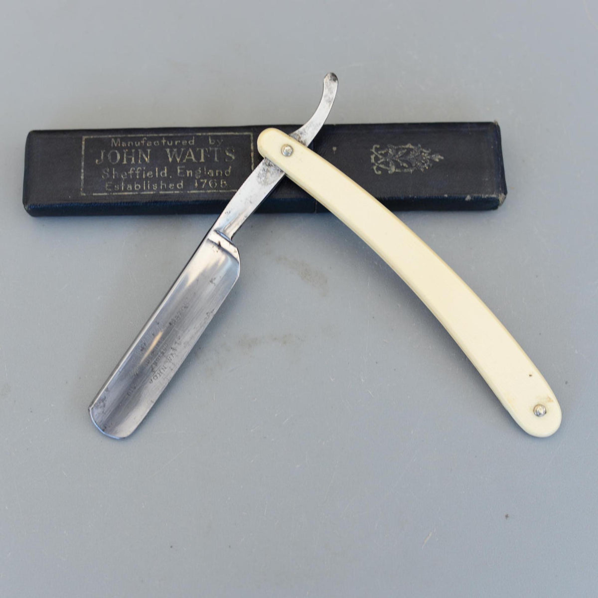 Vintage Service John Watts Sheffield Straight Razor