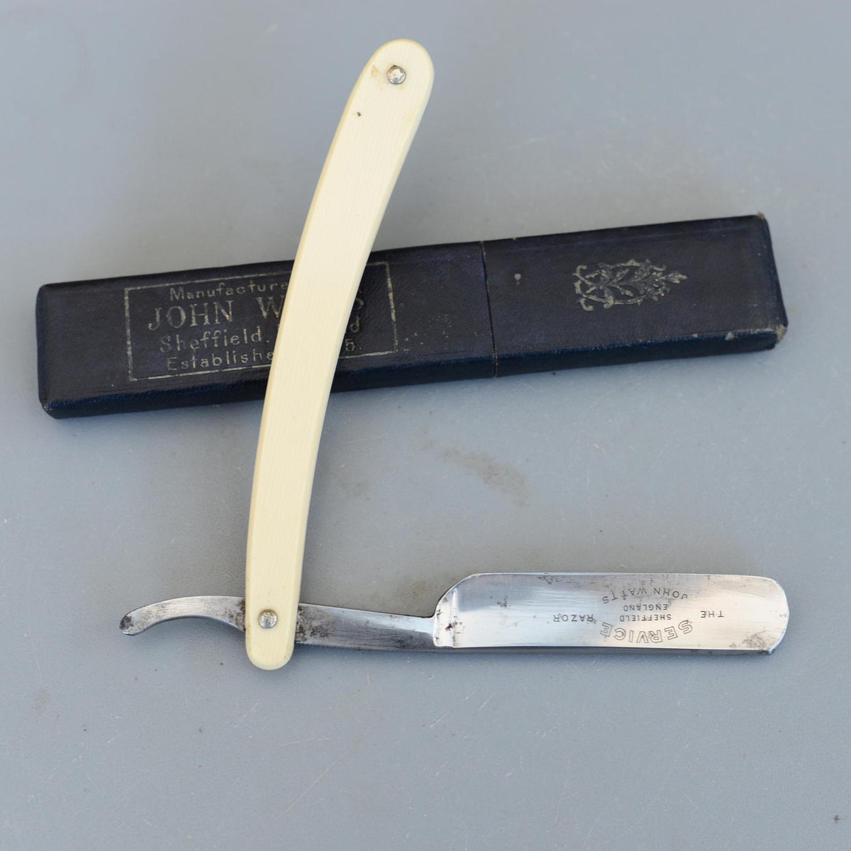 Vintage Service John Watts Sheffield Straight Razor