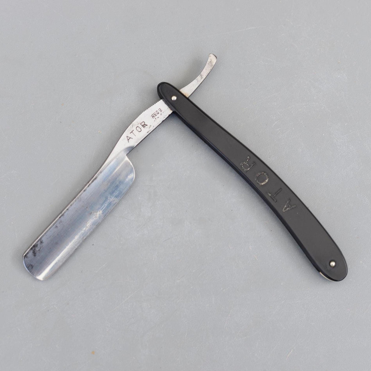 Vintage ATOR ERN Germany Straight Razor Regd G.M.142302