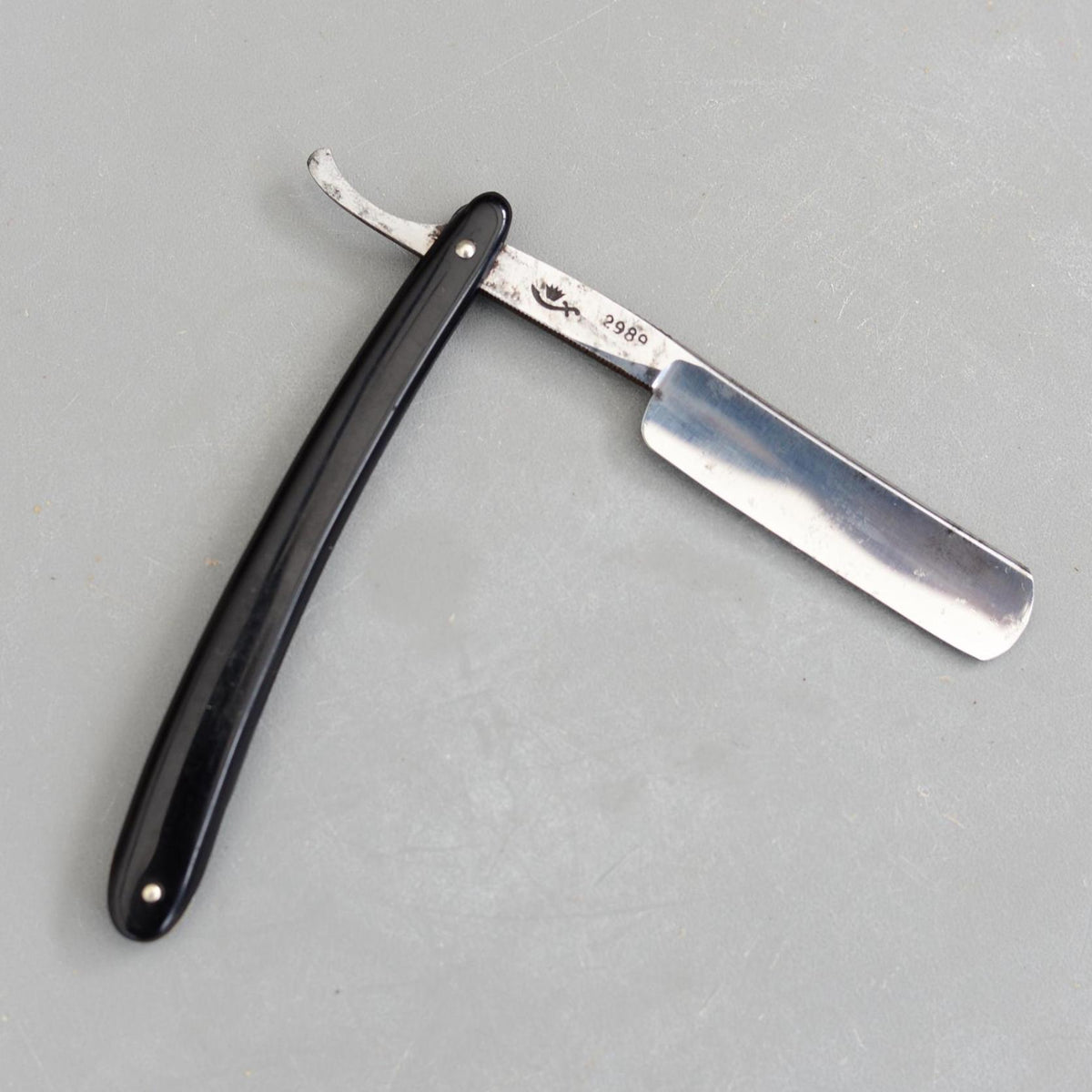 Vintage KID Crown & Sword No2989 Germany Straight Razor