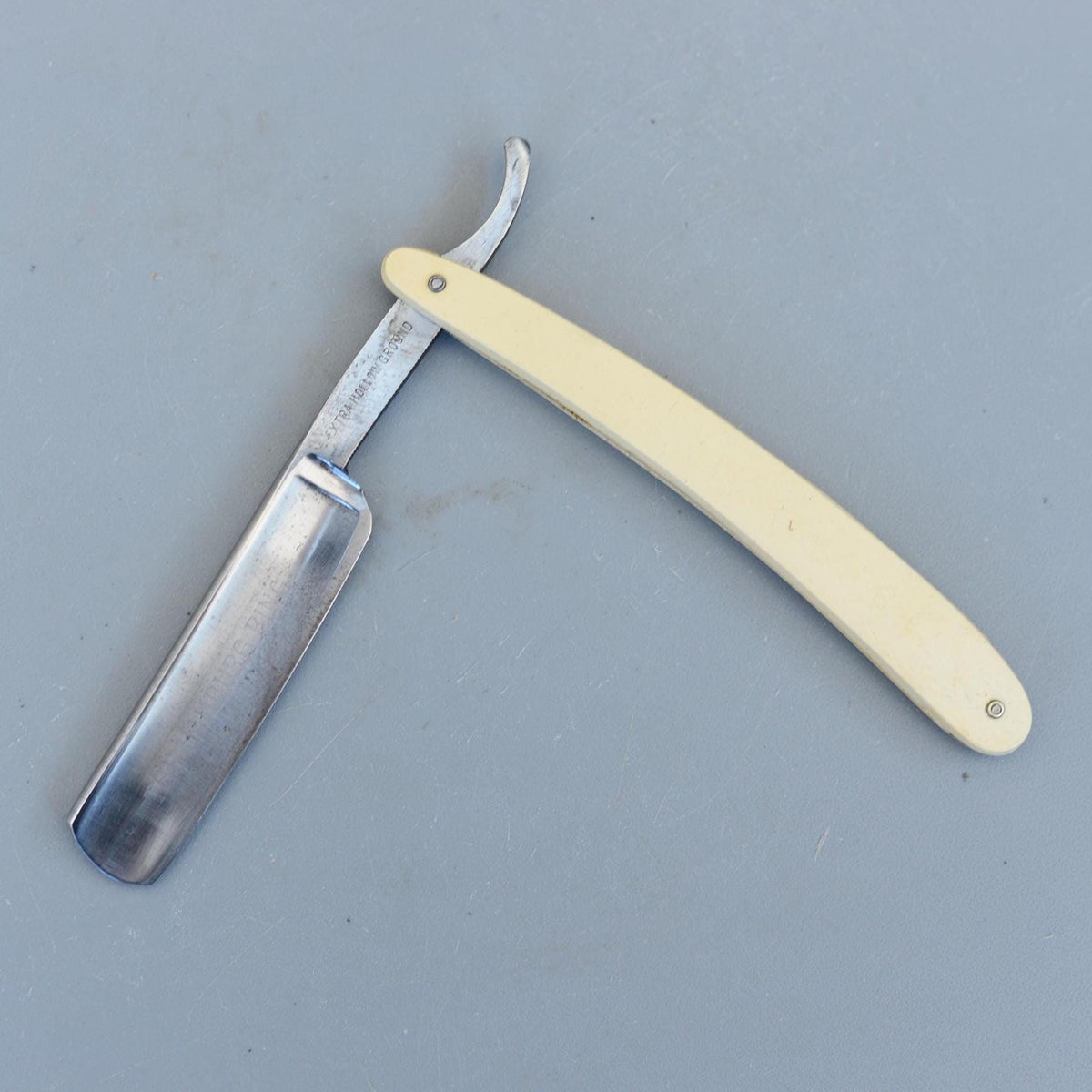 Vintage Hamburg Ring Straight Razor Germany