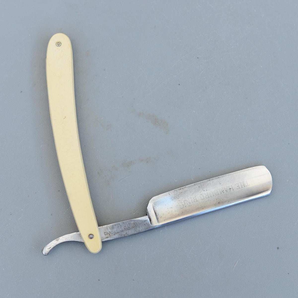 Vintage Hamburg Ring Straight Razor Germany
