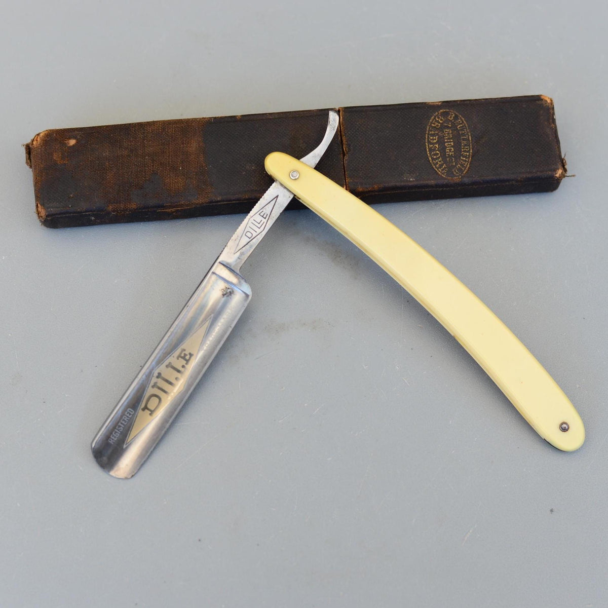 Vintage DILLE No 130 Germany Straight Razor
