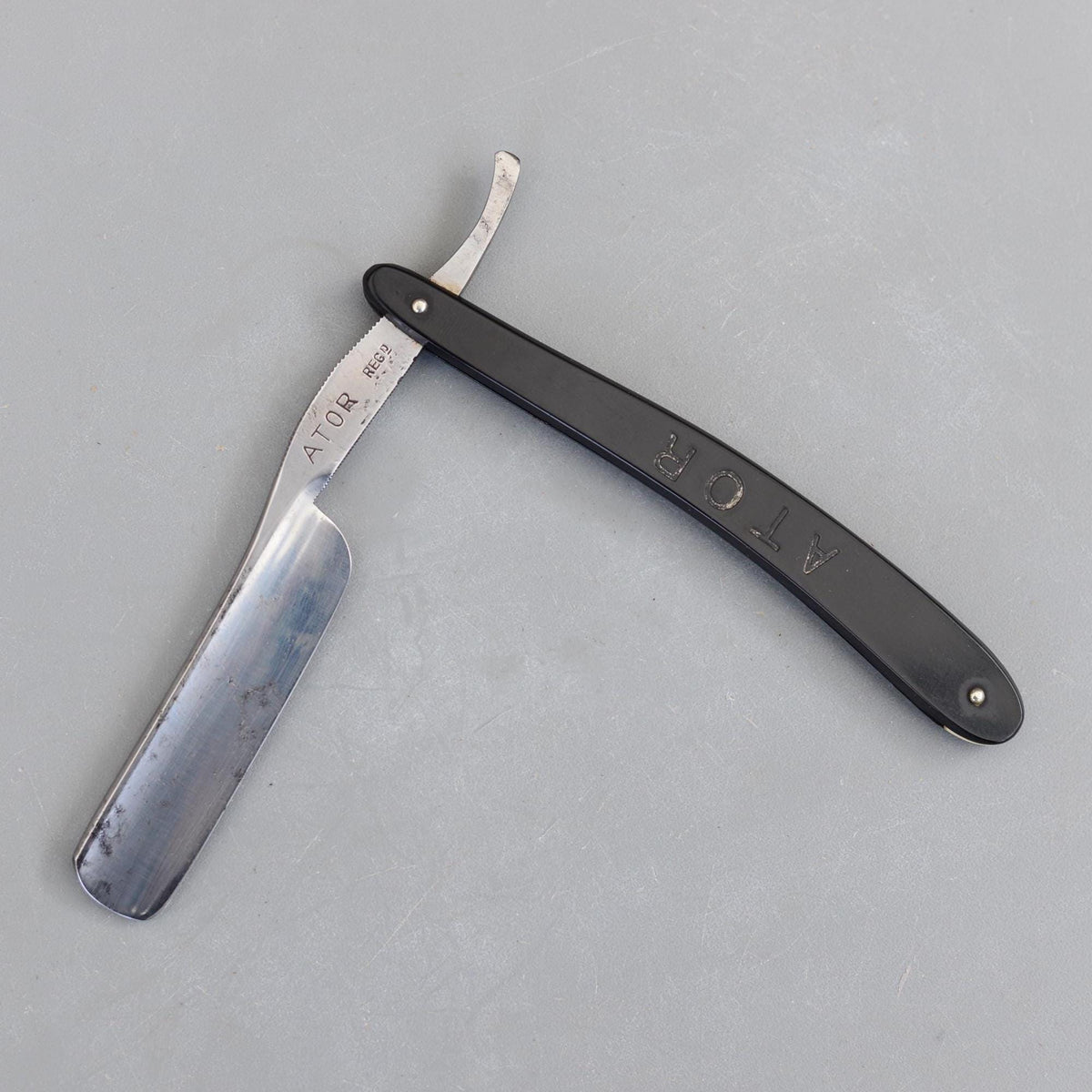 Vintage ATOR ERN Germany Straight Razor Regd G.M.142302