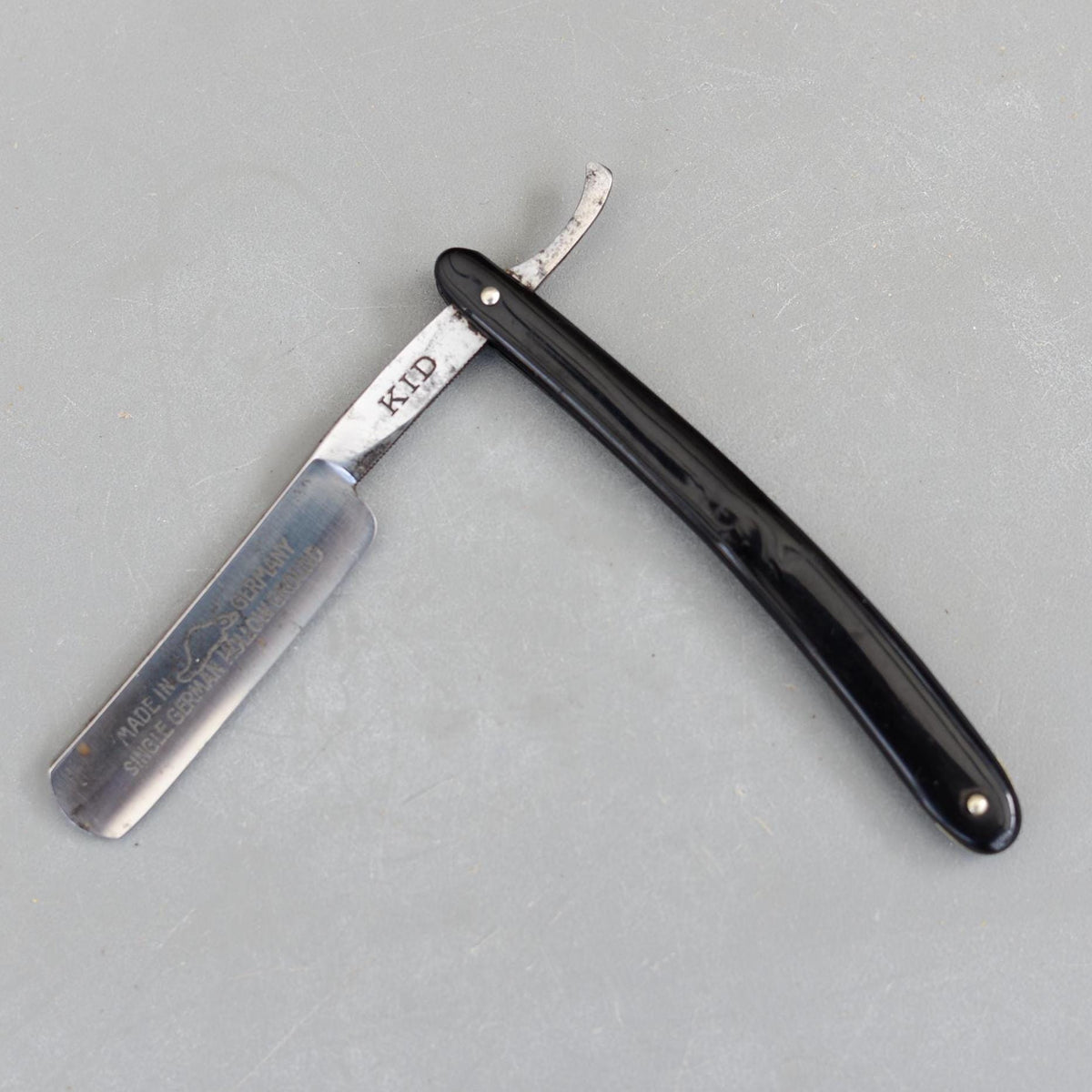 Vintage KID Crown & Sword No2989 Germany Straight Razor