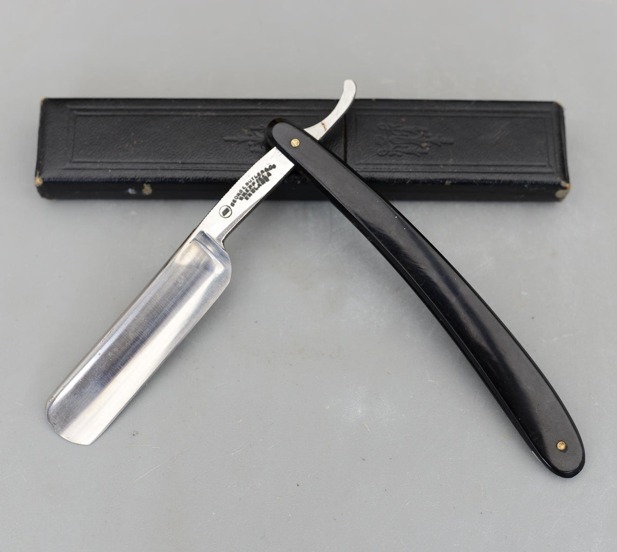 Vintage ART George Butler Co Straight Razor Sheffield