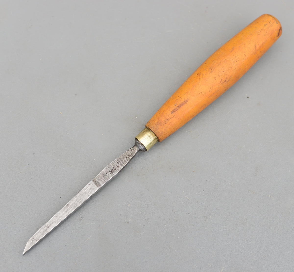 Vintage Joseph Tyzack & Son London 3.5mm No1 Carving Flat Chisel Boxwood