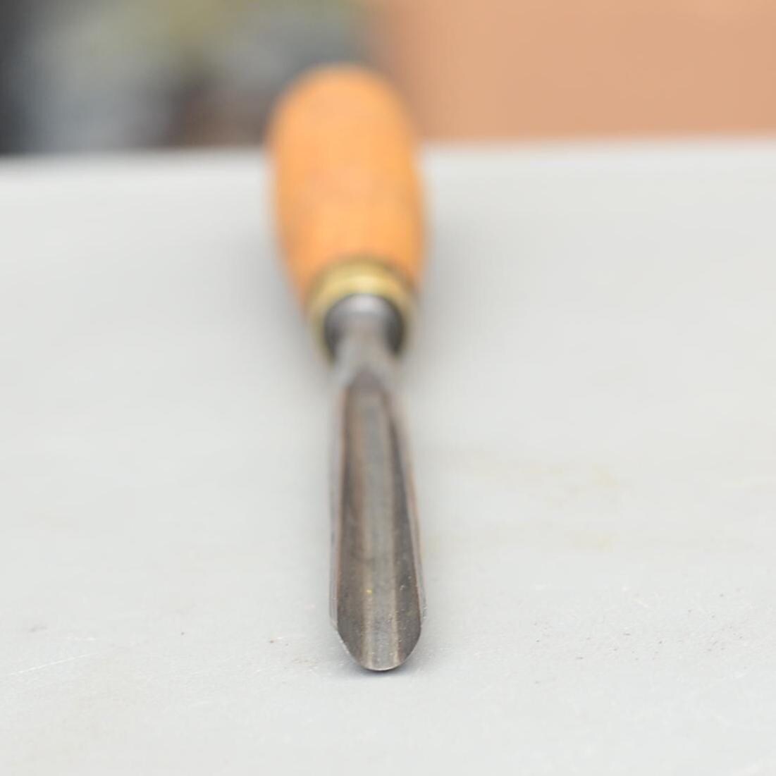 Vintage Henry Taylor Acorn Brand Carving Gouge 11mm No9