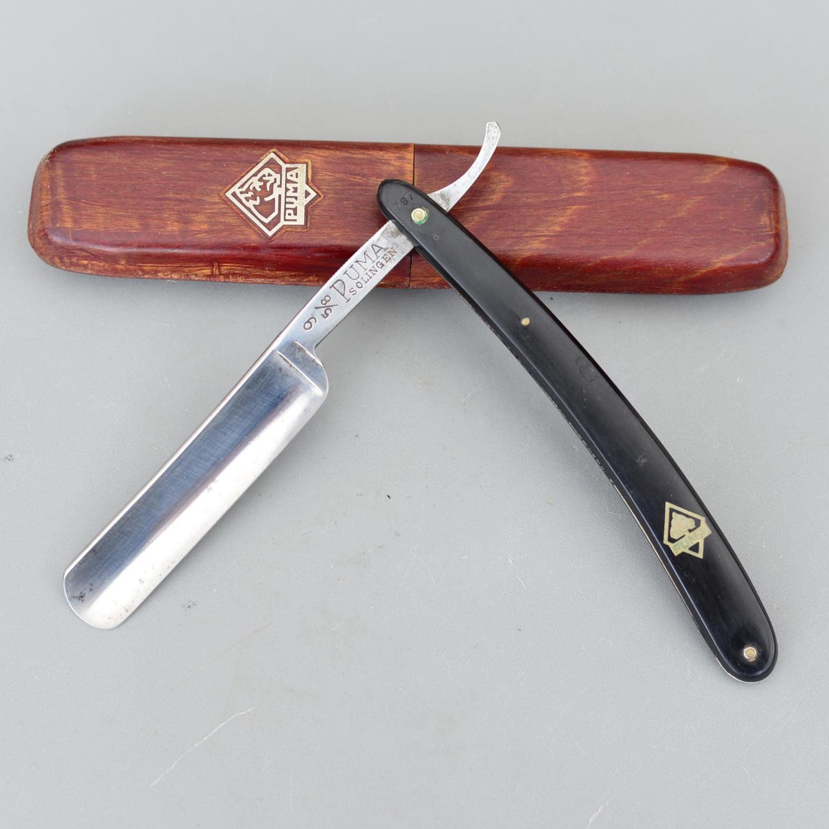 Vintage Puma No9 5/8 Solingen Germany Straight Razor