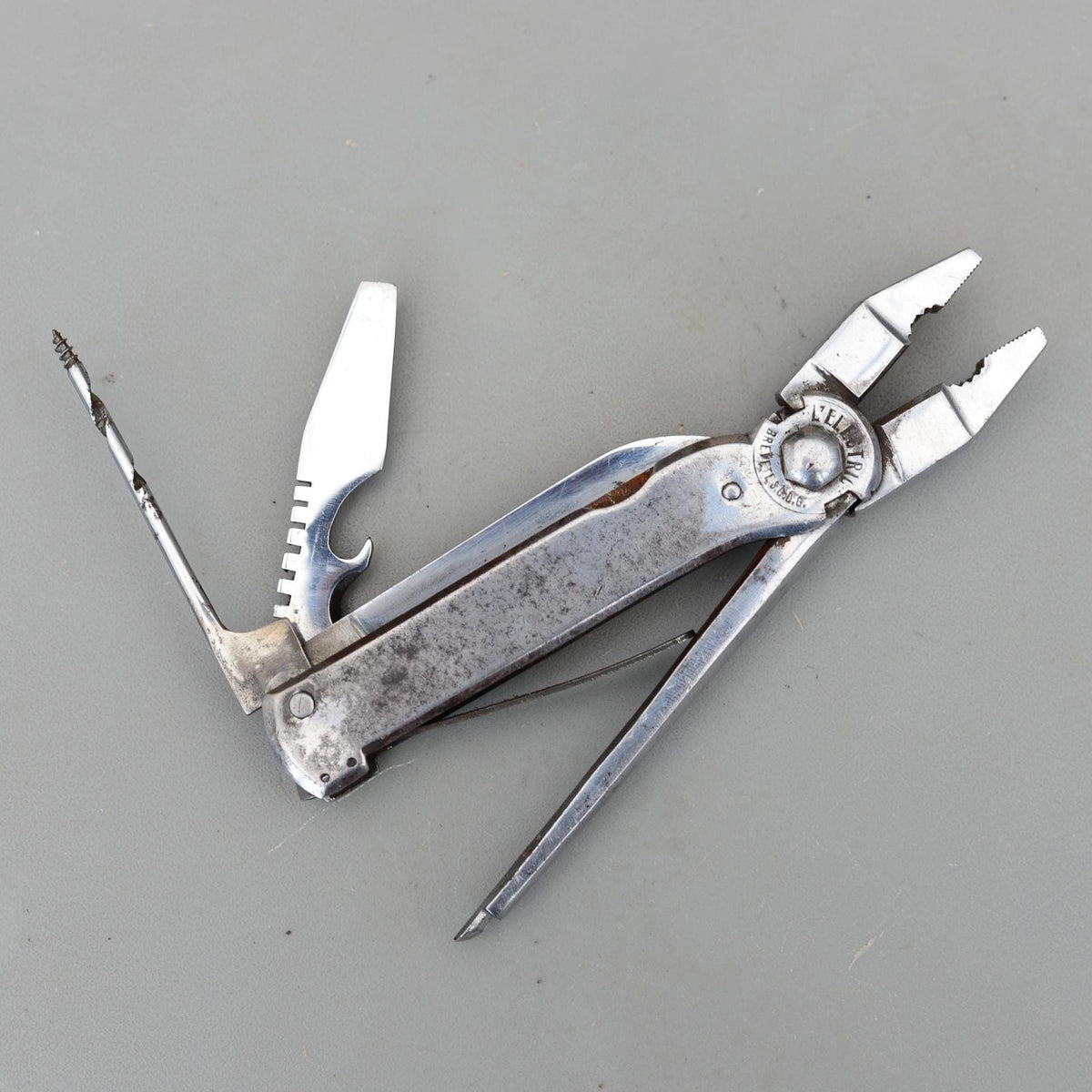 Vintage L'Electric Brevete SGDG France Pliers Awl Hand Tools