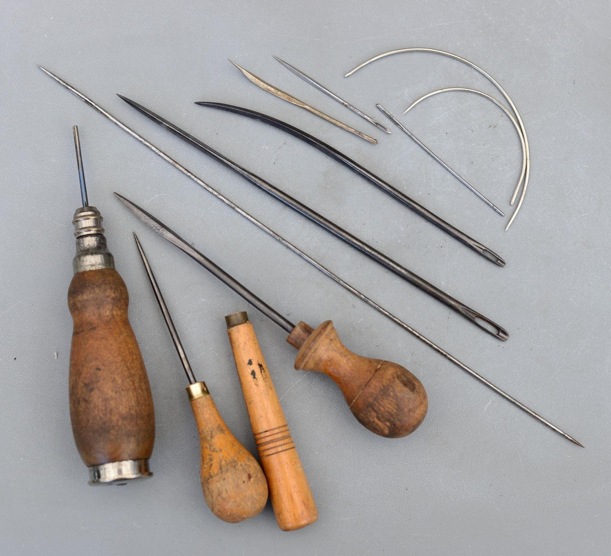 Set Vintage Packing Curved Bayonet Mattress Needle Awl