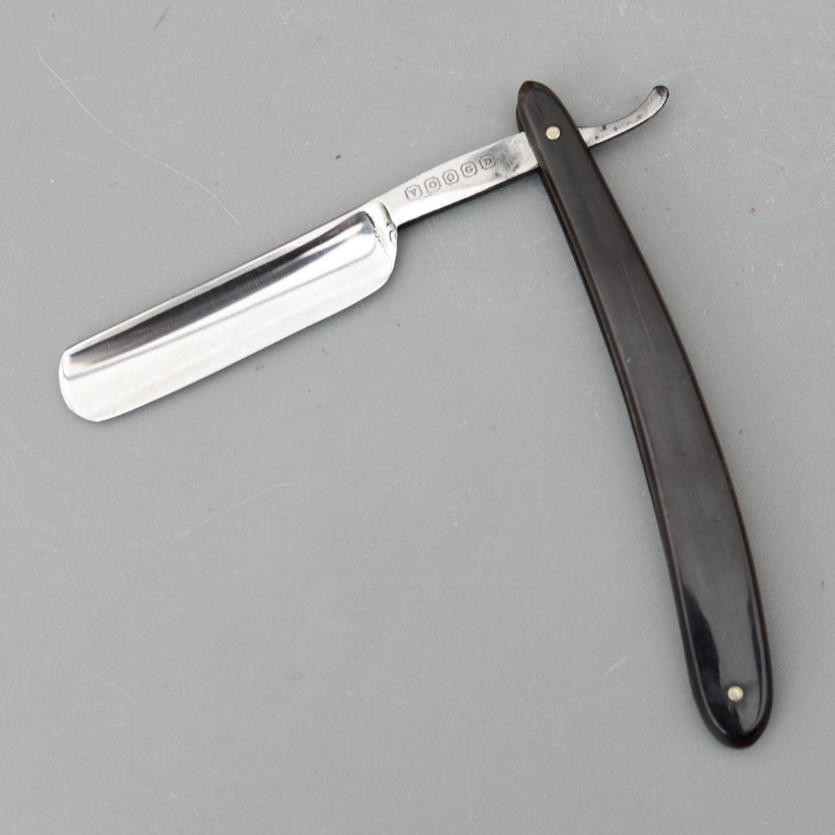 Vintage VOOGD Sheffield England Straight Razor