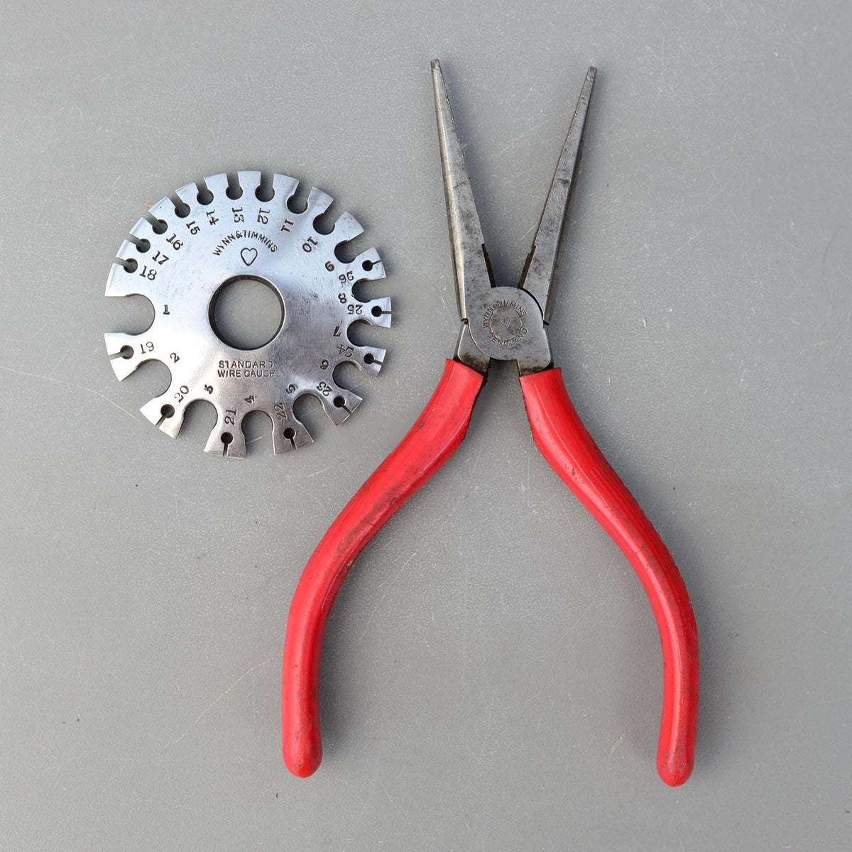 Set 2 Wynn & Timmins Heart Brand Pliers Cutters and Wire Gauge Std 1-26