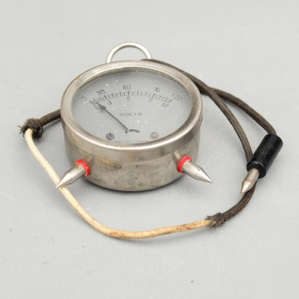 Vintage British Make Pocket Voltmeter Gauge Battery Checker 0-12 Volts