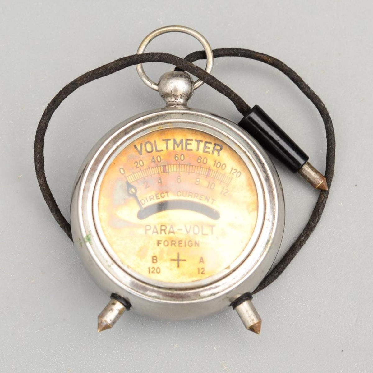 Vintage Para-Volt Foreign Pocket Voltmeter Gauge Battery Checker 0-12 Volts
