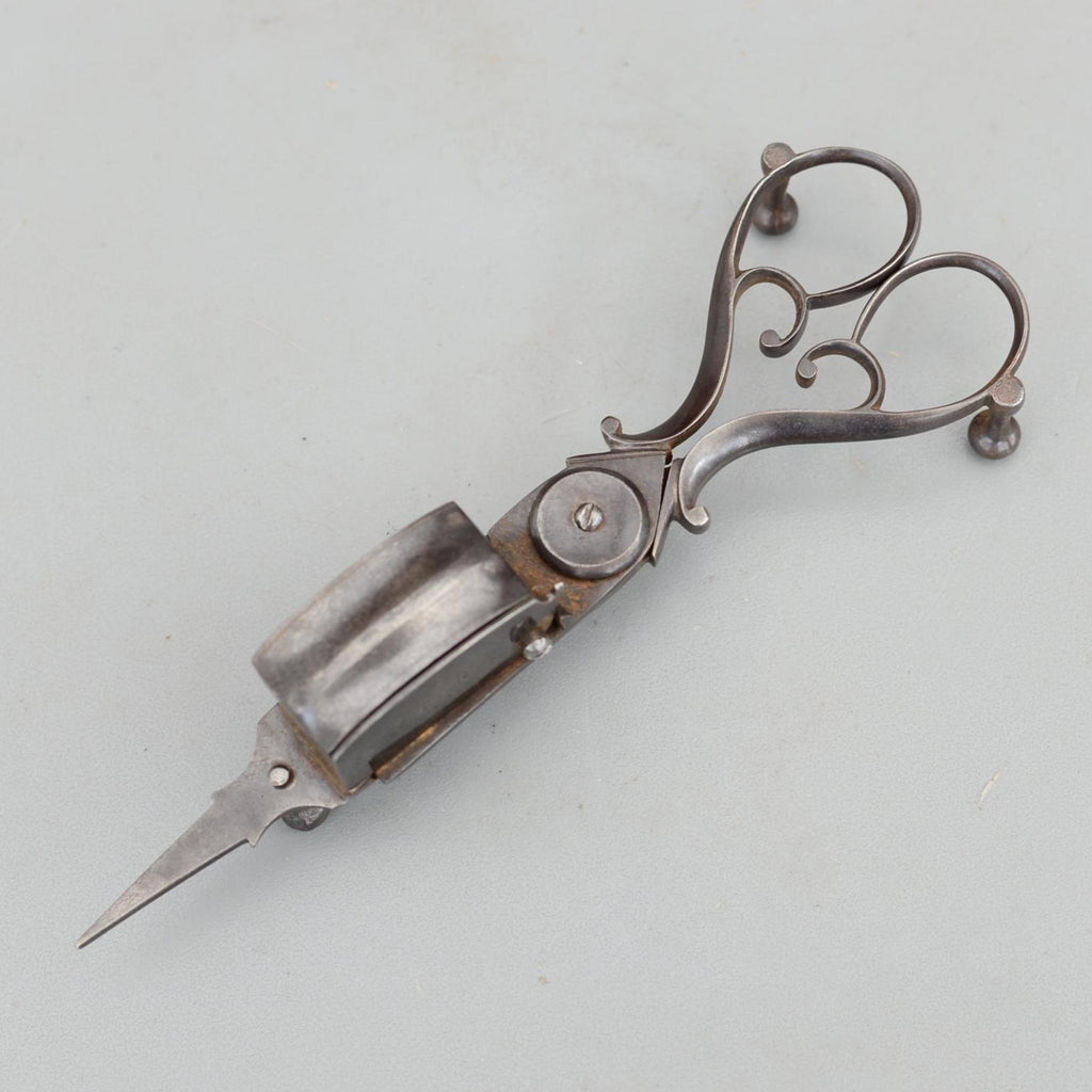 Vintage Royal Letters Patent Candle Snuff Snuffing Snuffer Scissors