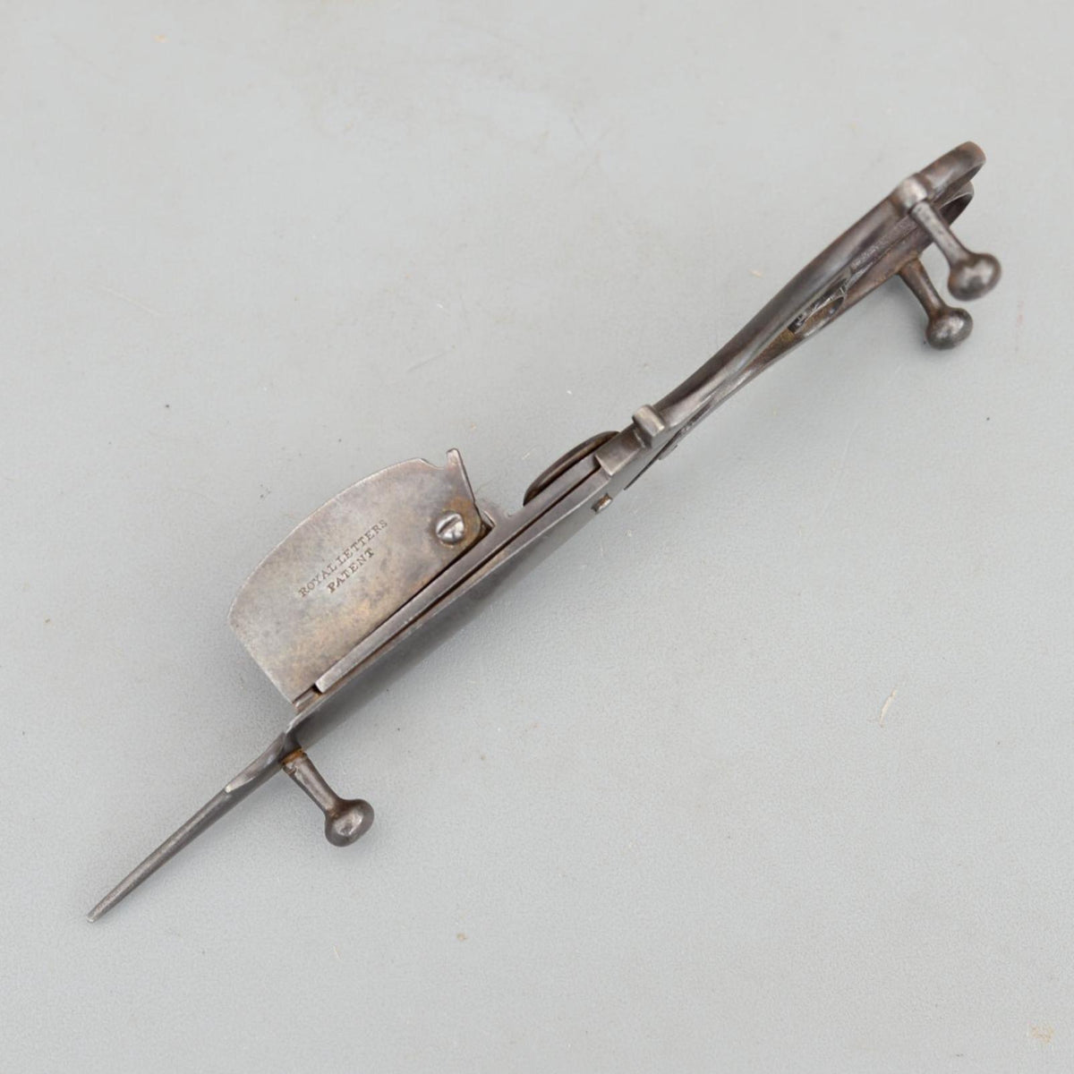 Vintage Royal Letters Patent Candle Snuff Snuffing Snuffer Scissors