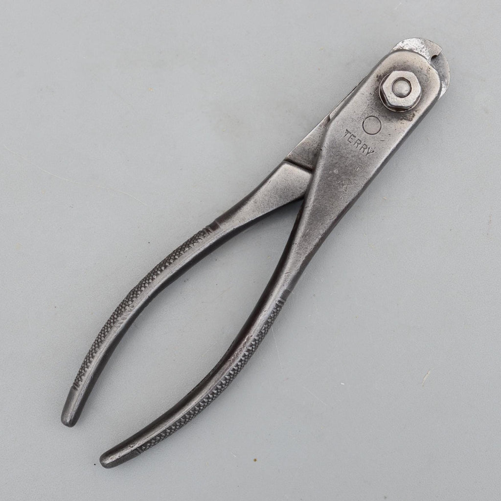 Vintage TERRY Forged Steel Solid Wire Cutters Cutting Pliers Nippers