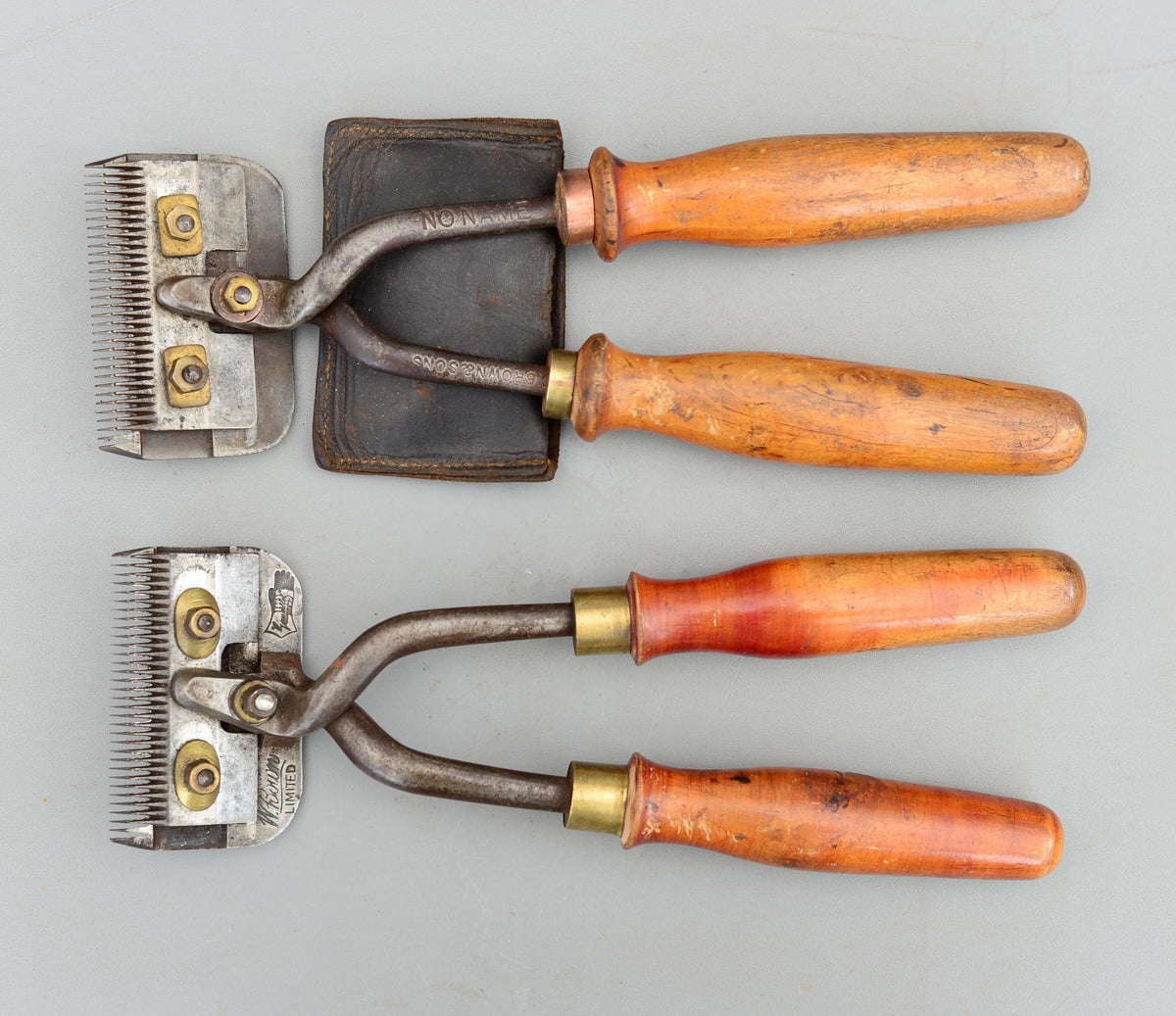 2 Vintage Horse Clippers Equestrian Brown & Sons