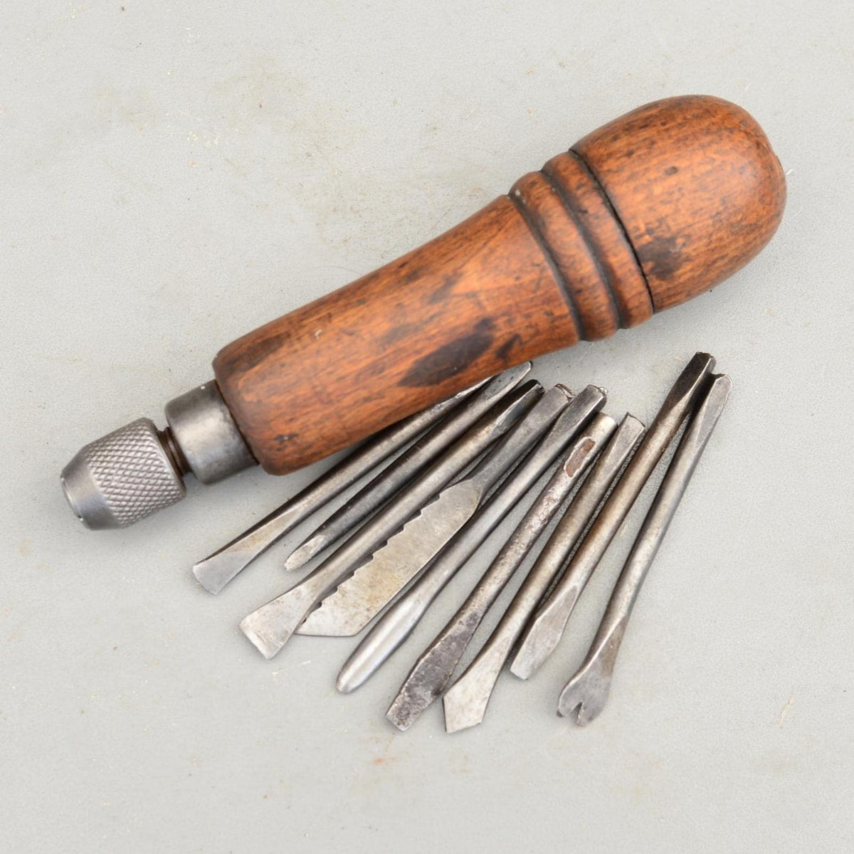 Vintage 9 in 1 Tool Set Multitool Screwdriver Gimlet 7 Bits